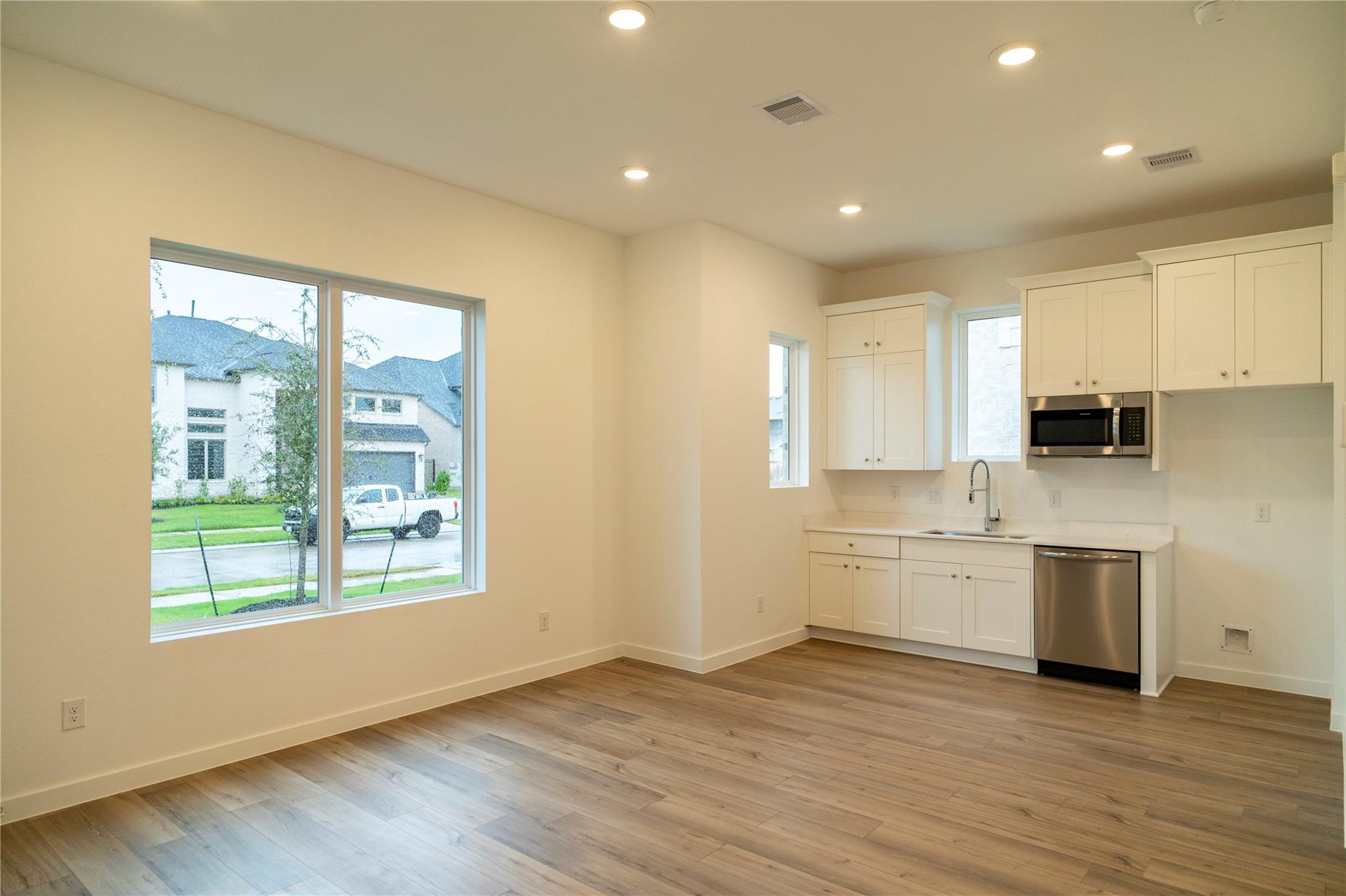 31026 Sun Valley Drive