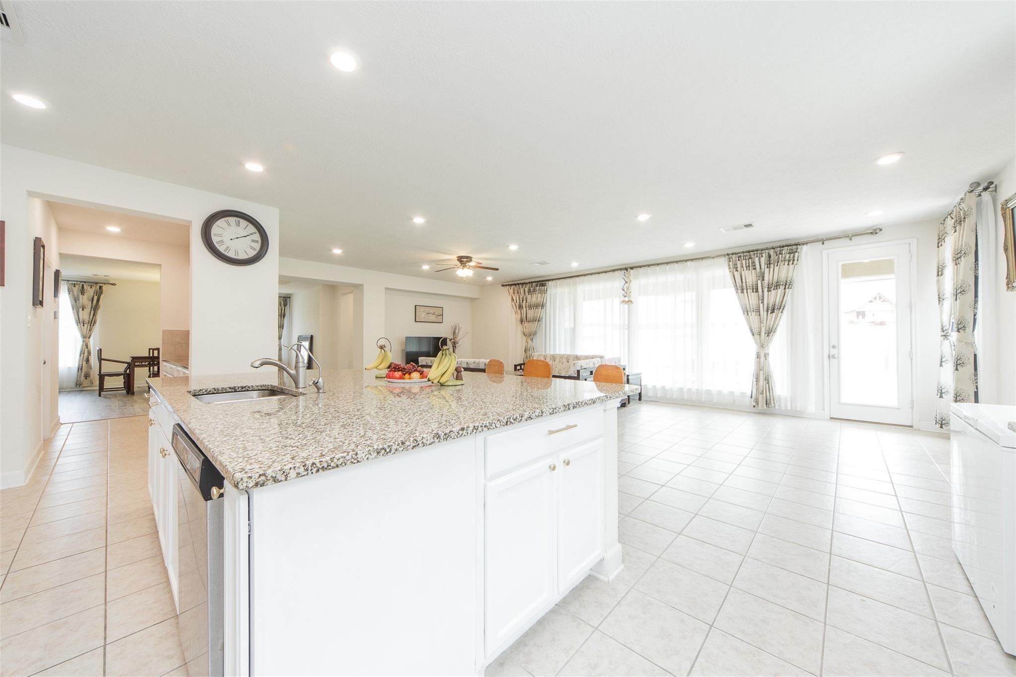 15406 Easton Gate Lane