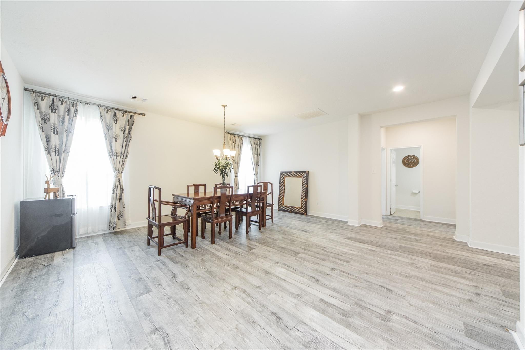 15406 Easton Gate Lane