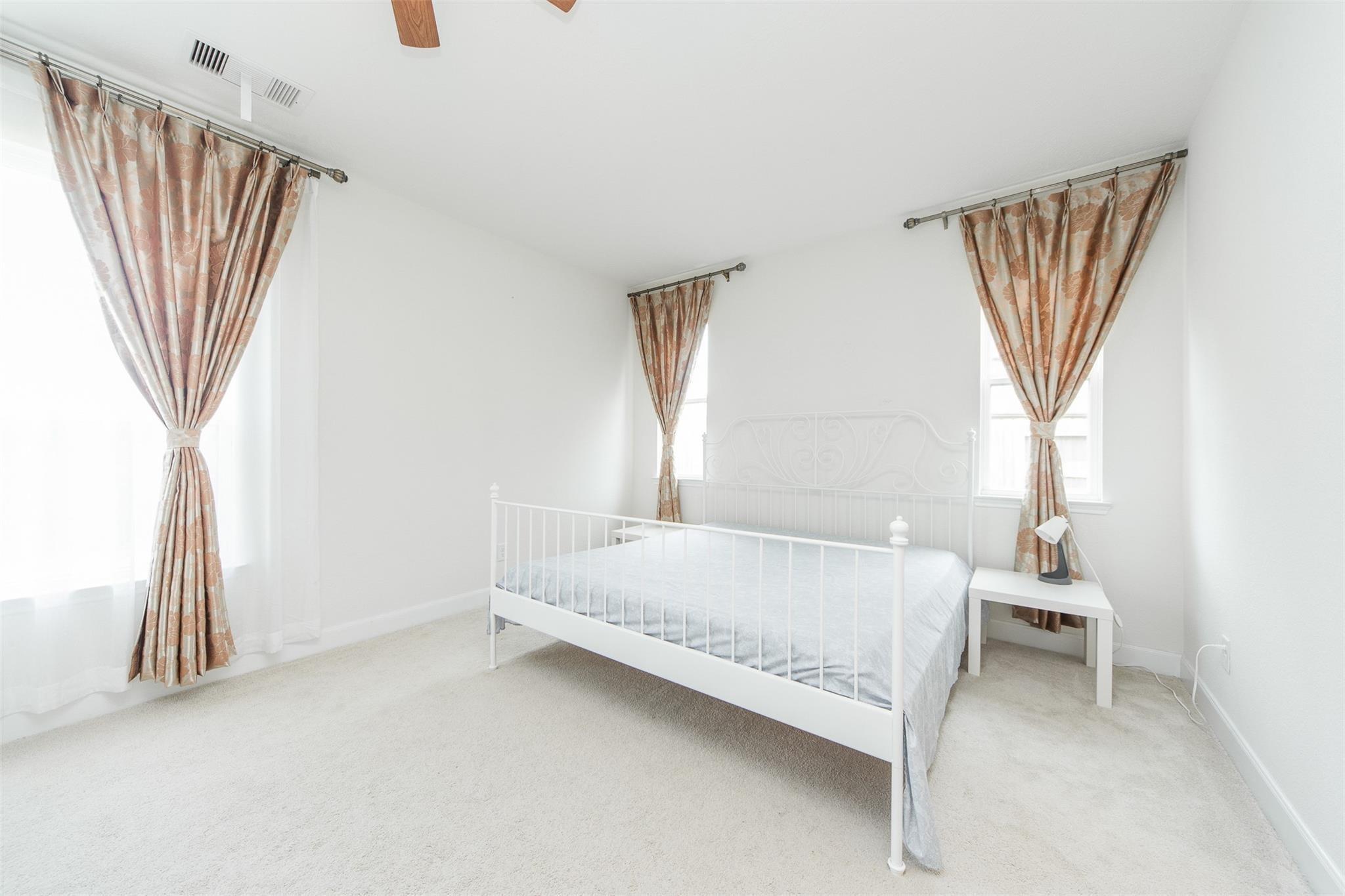 15406 Easton Gate Lane