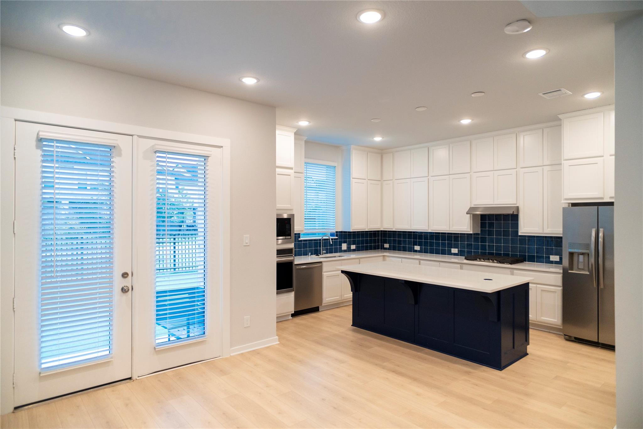 6519 Bramble Cove Lane