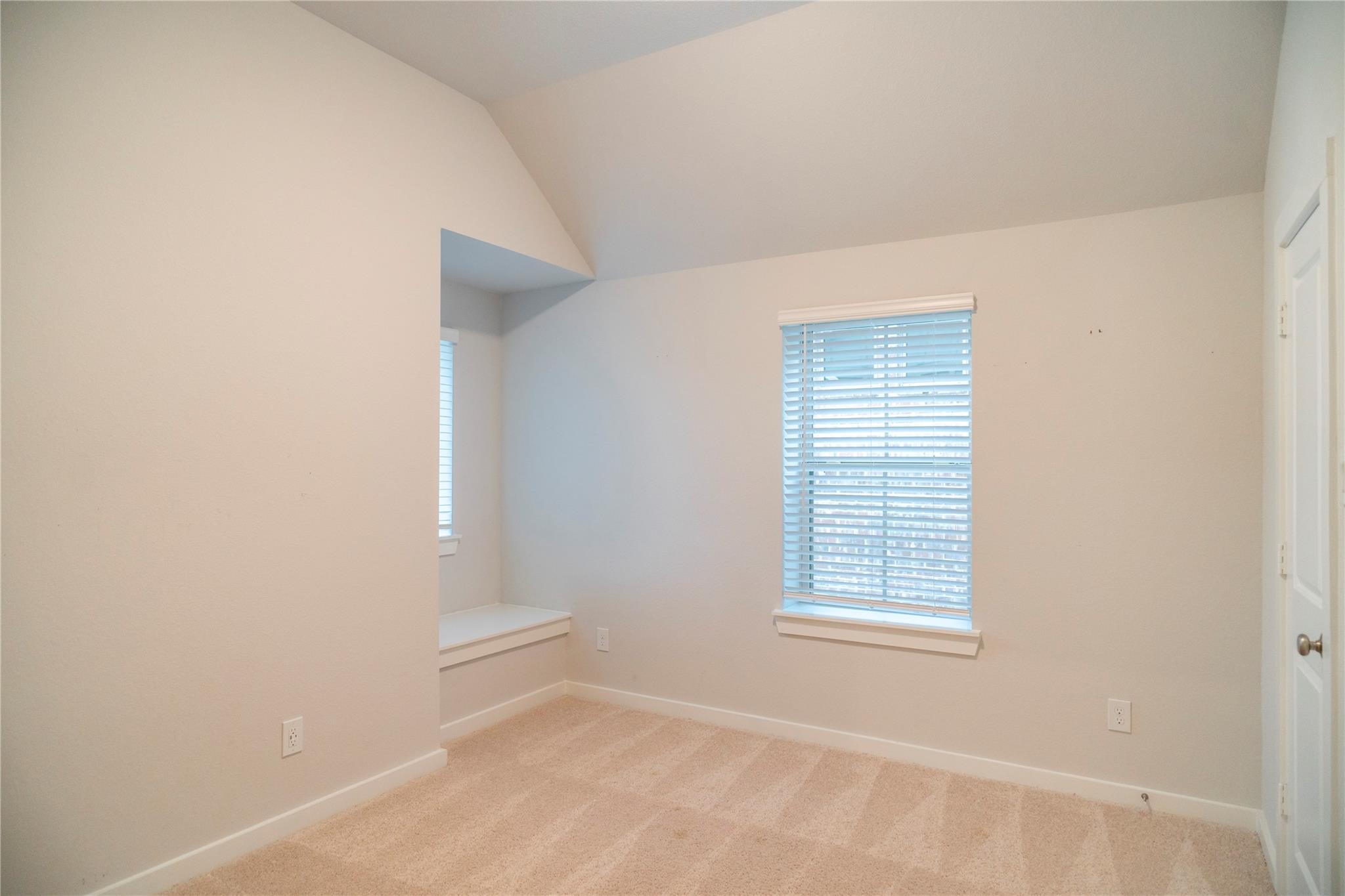 6519 Bramble Cove Lane