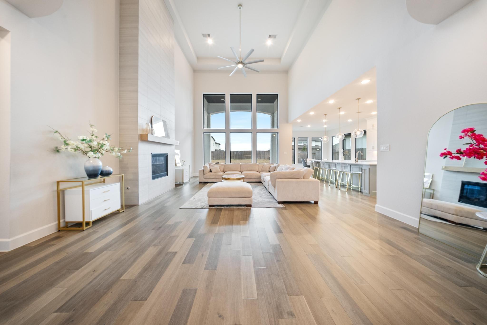 9018 Orchard Cove