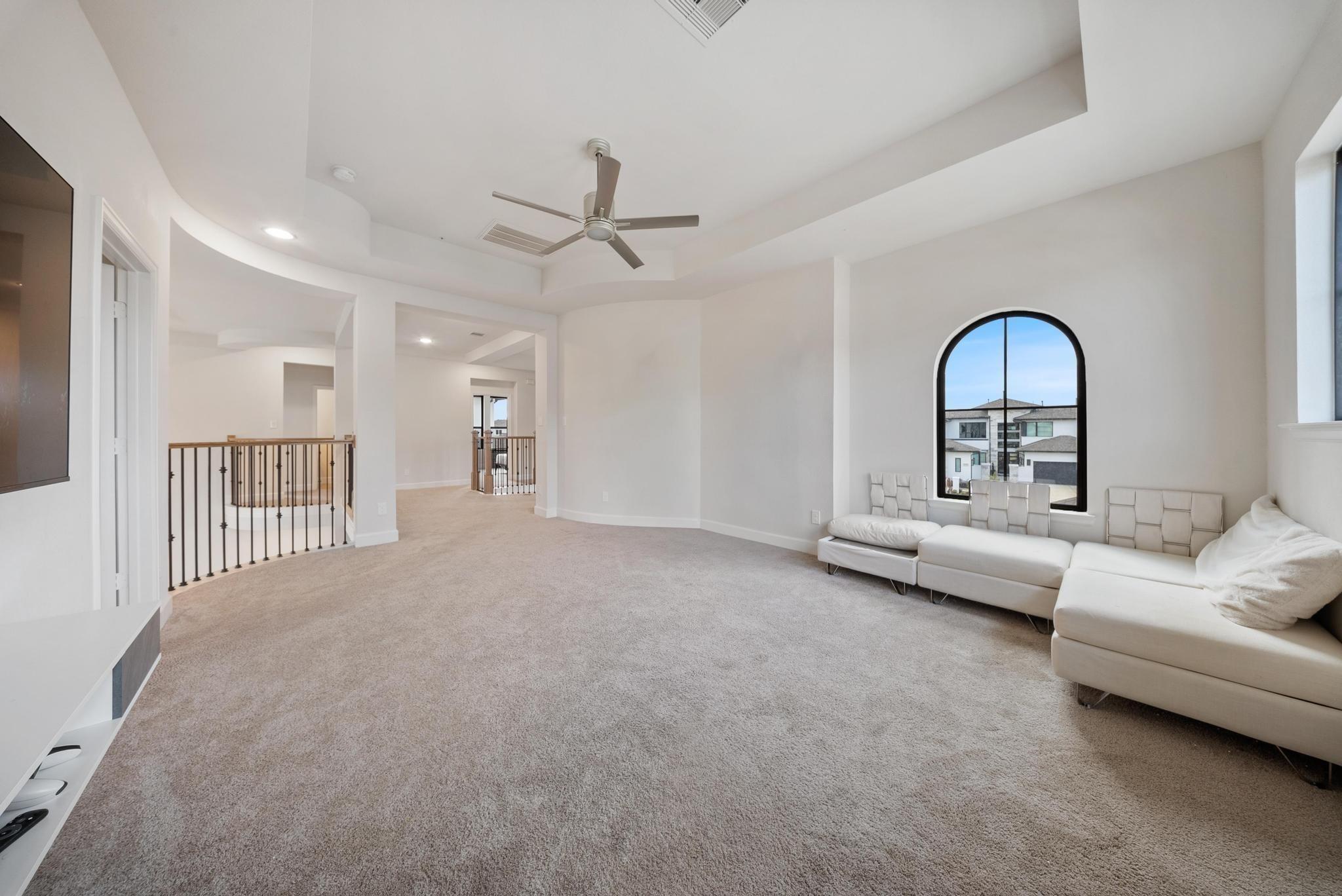 9018 Orchard Cove
