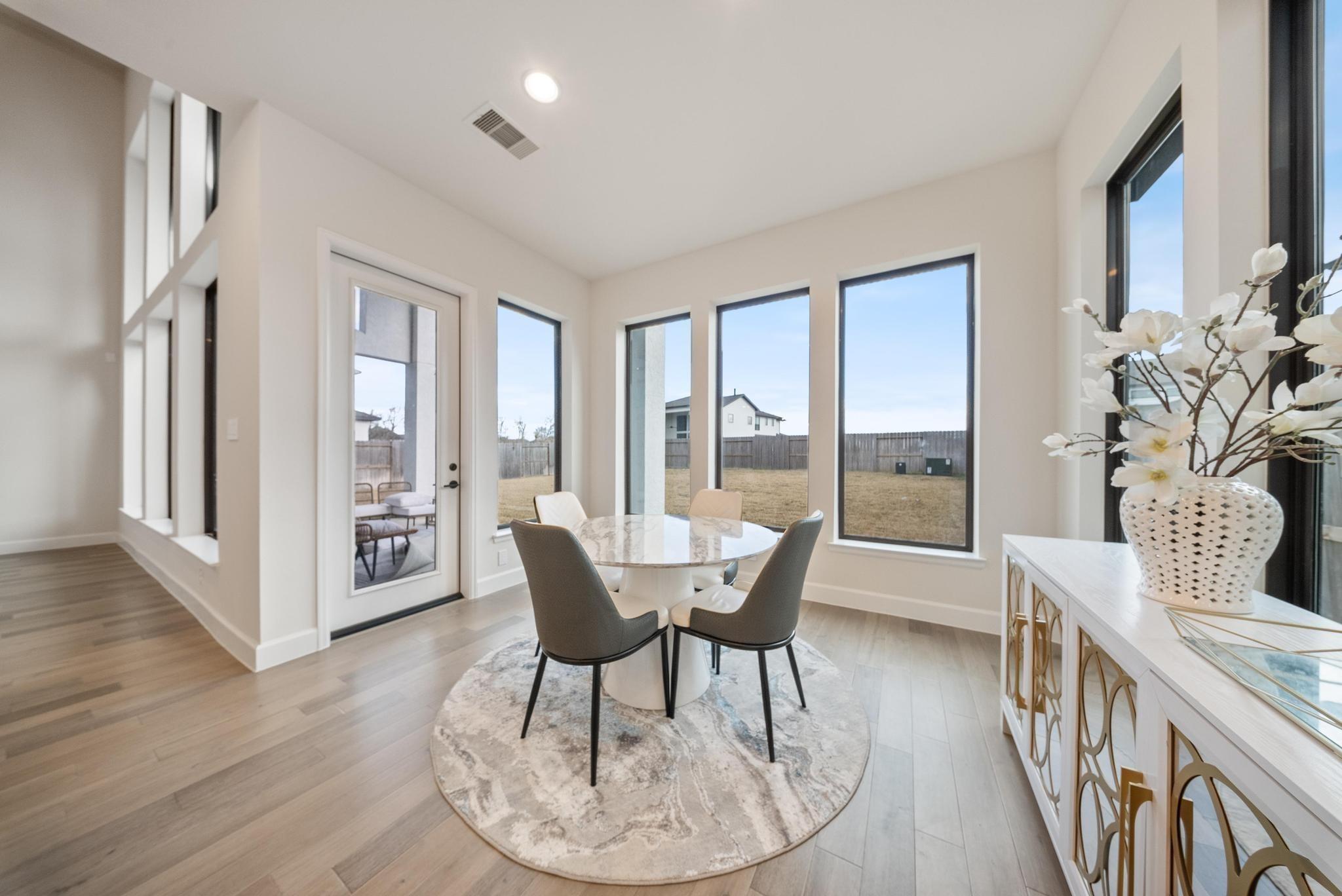 9018 Orchard Cove