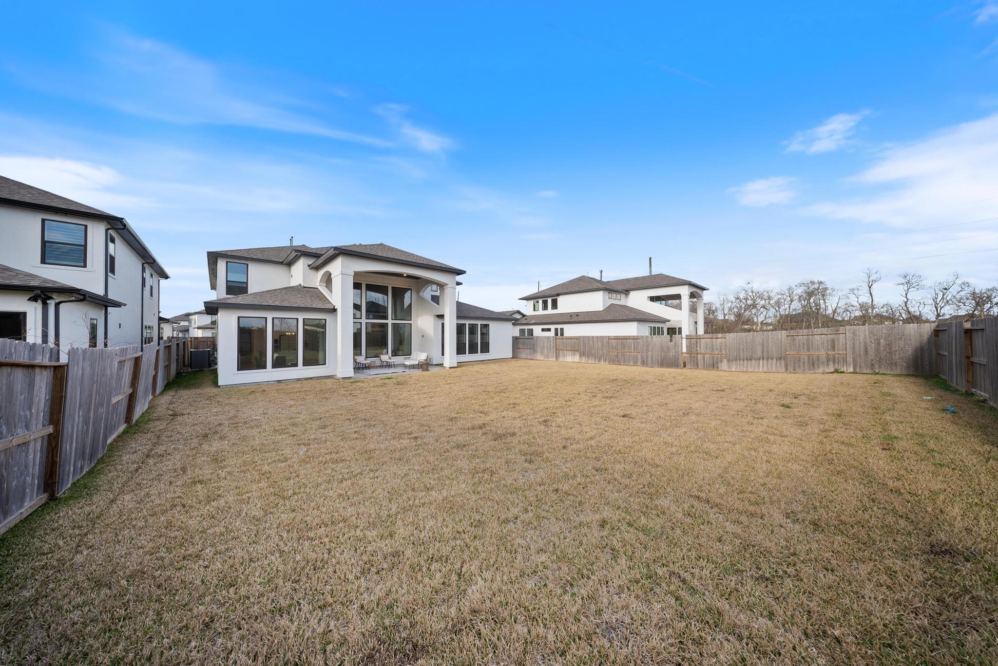 9018 Orchard Cove