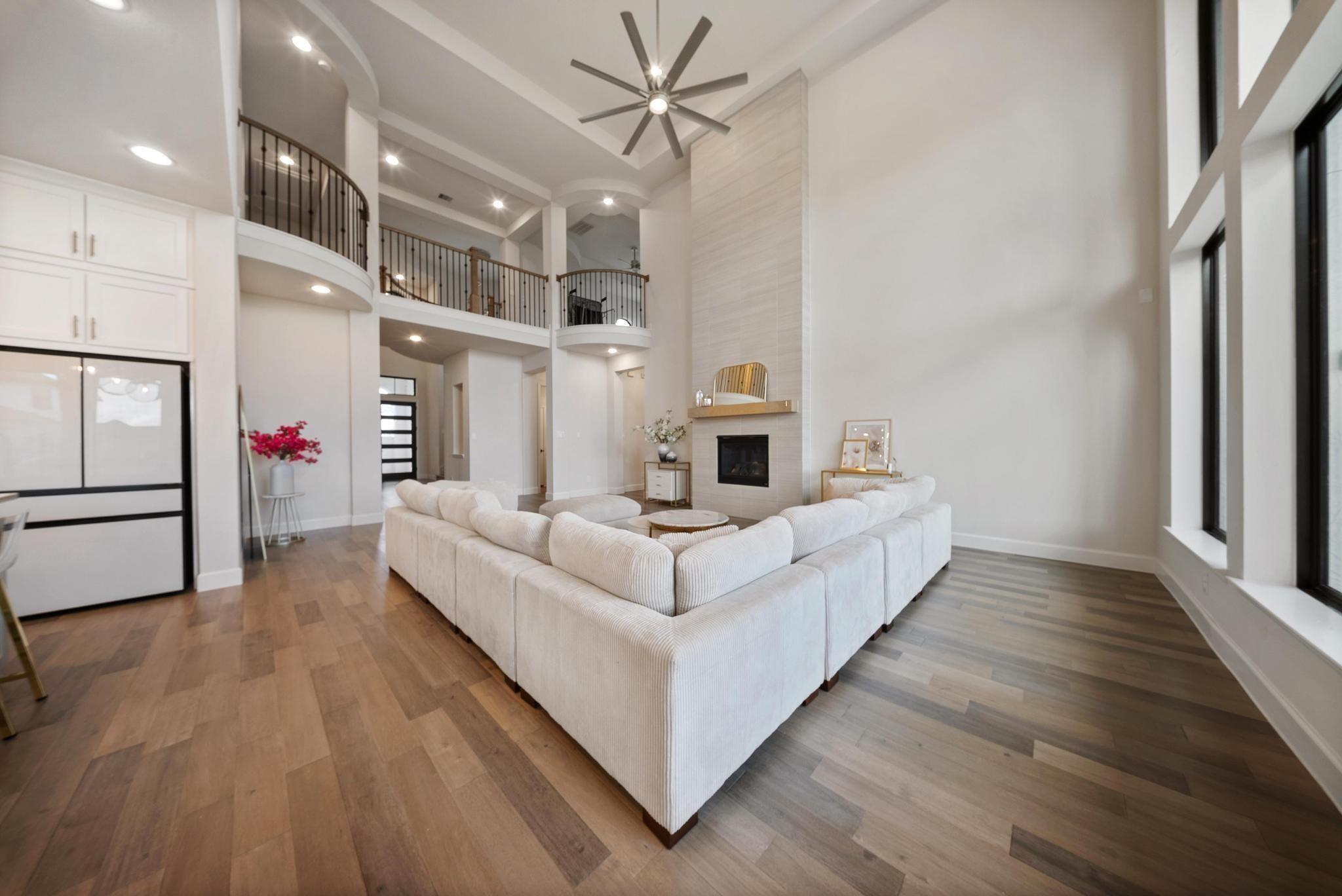9018 Orchard Cove