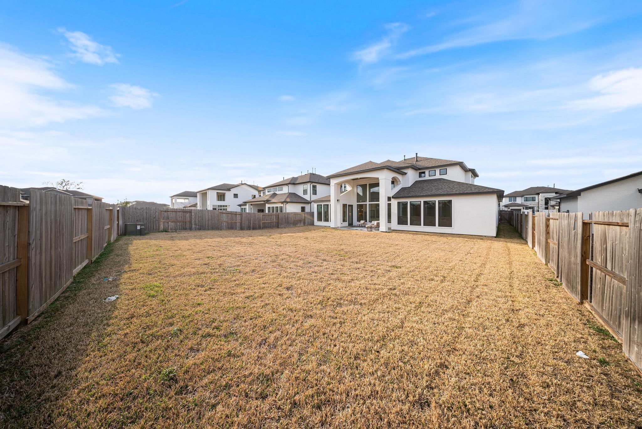 9018 Orchard Cove