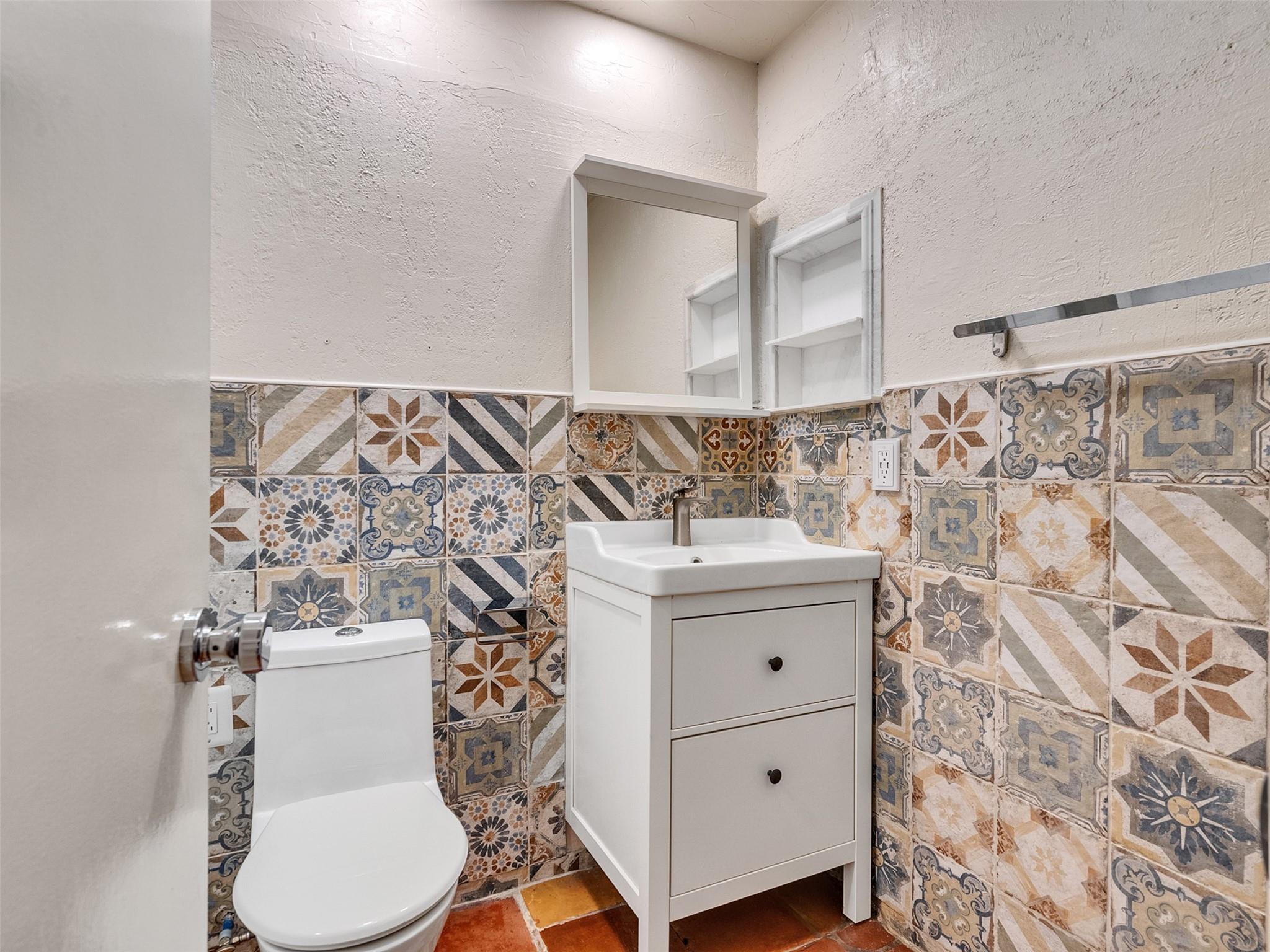 22538 Market Square Lane