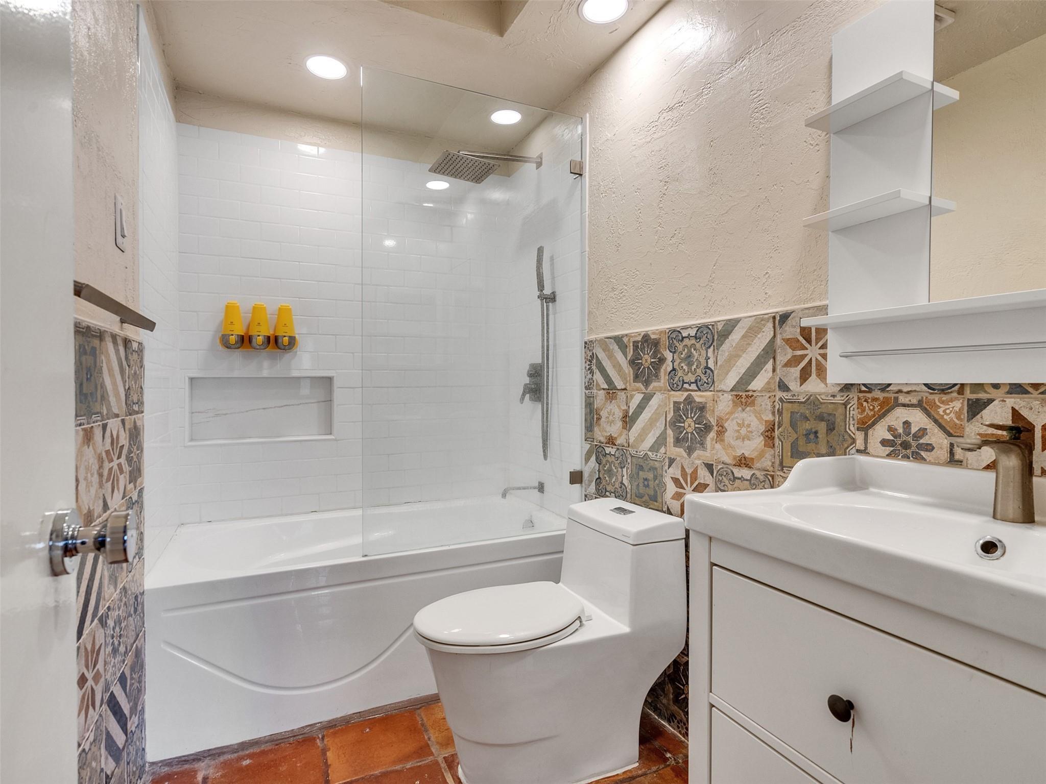 22538 Market Square Lane