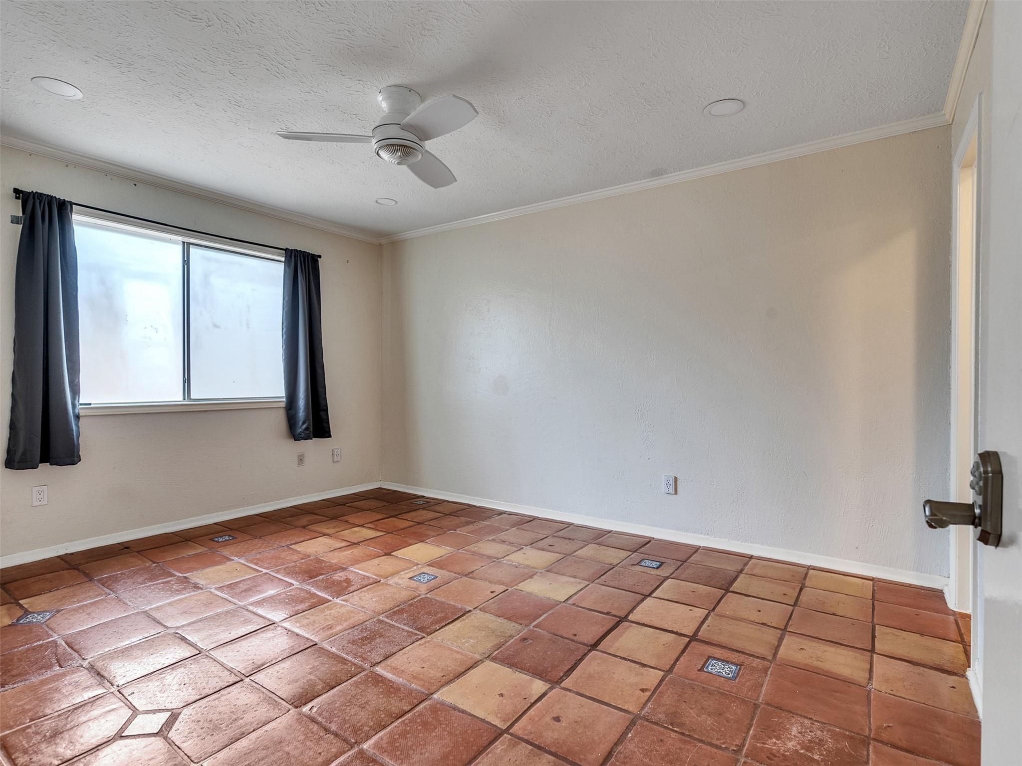 22538 Market Square Lane