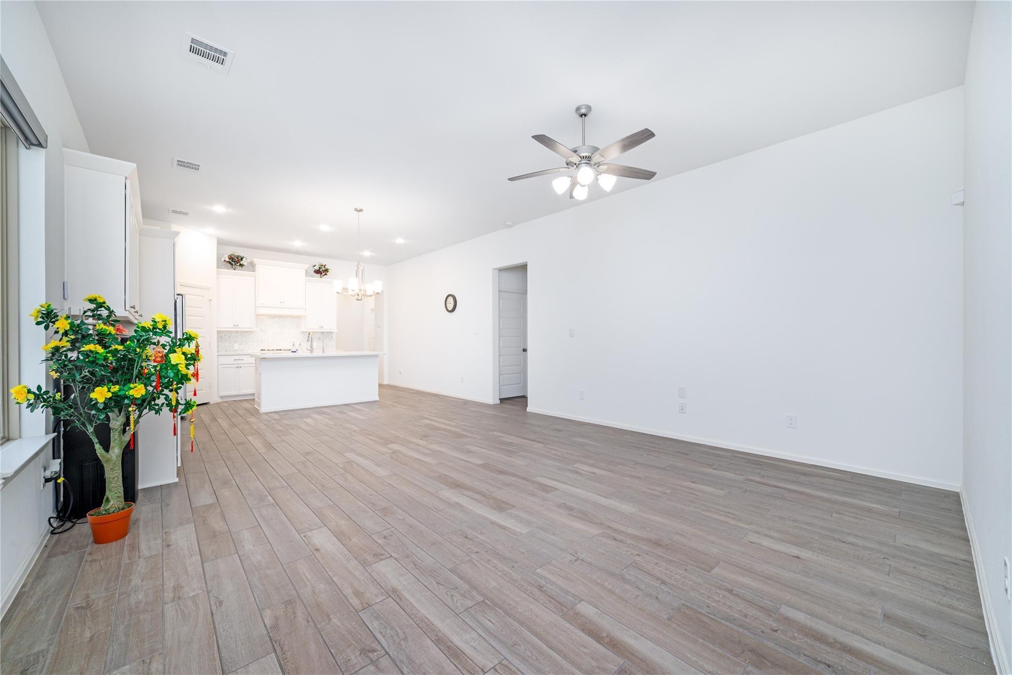 10554 Cecilia Star Lane