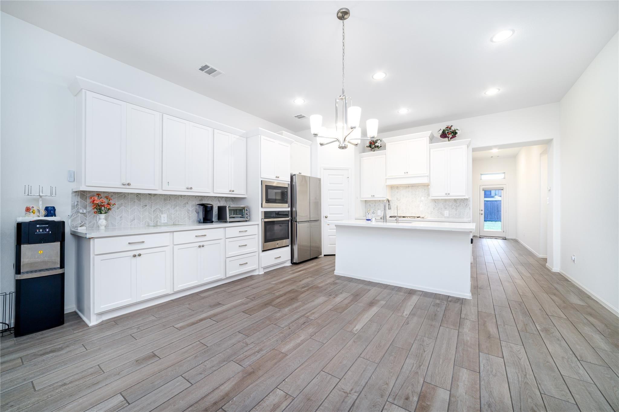 10554 Cecilia Star Lane