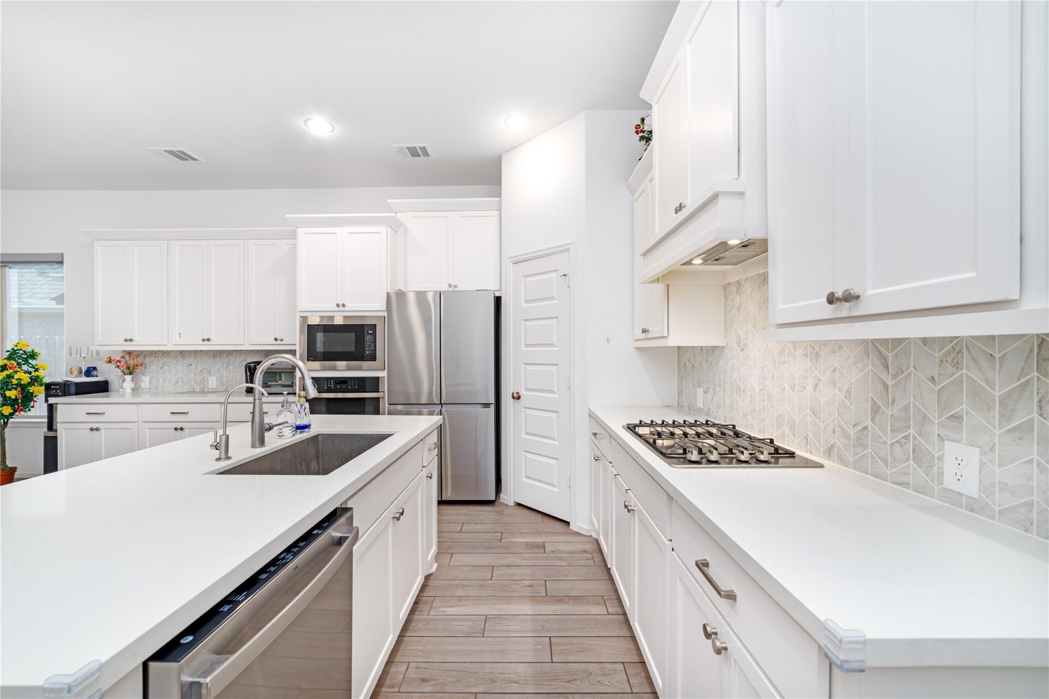 10554 Cecilia Star Lane