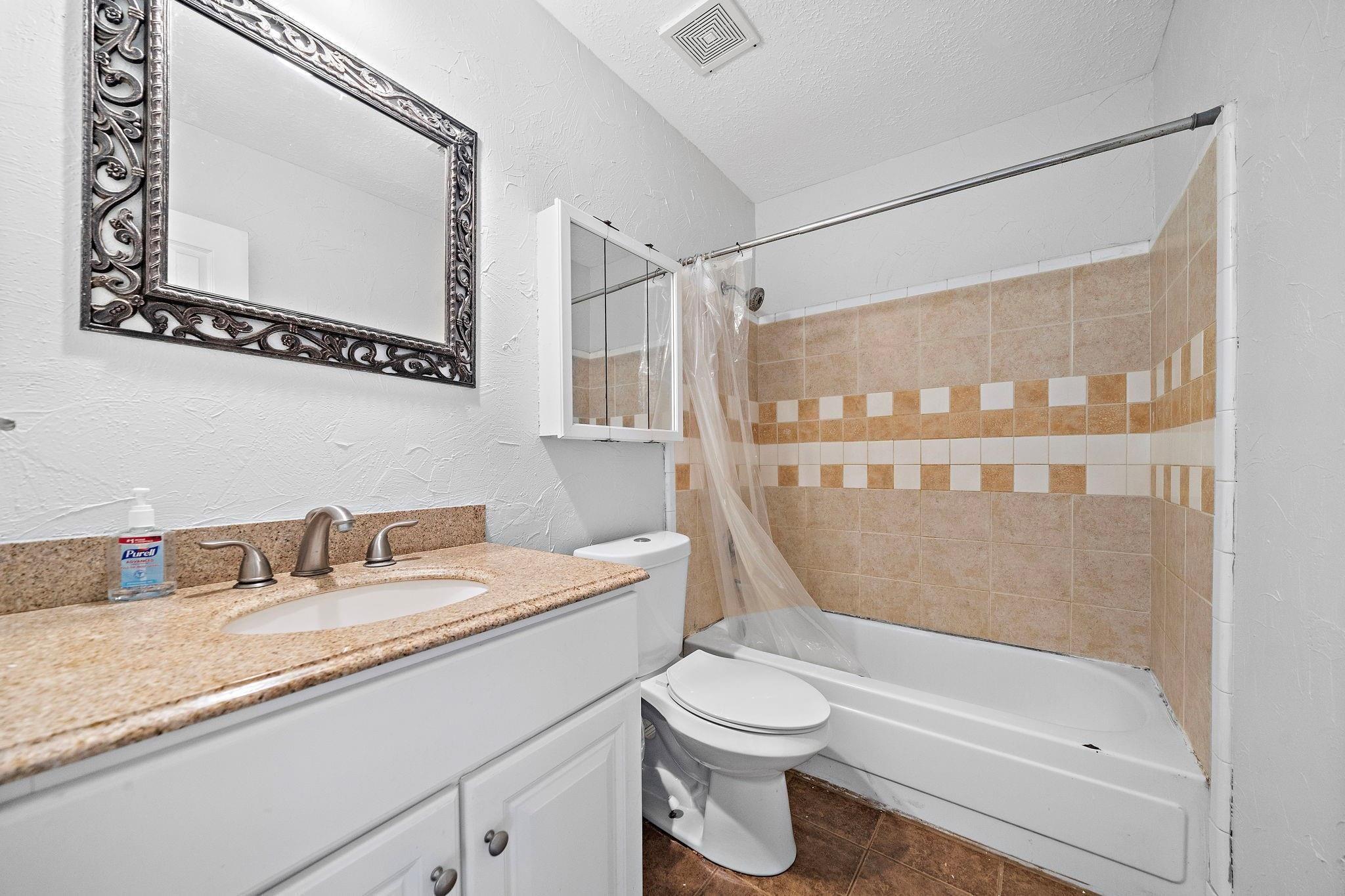 22303 Acorn Chase Drive