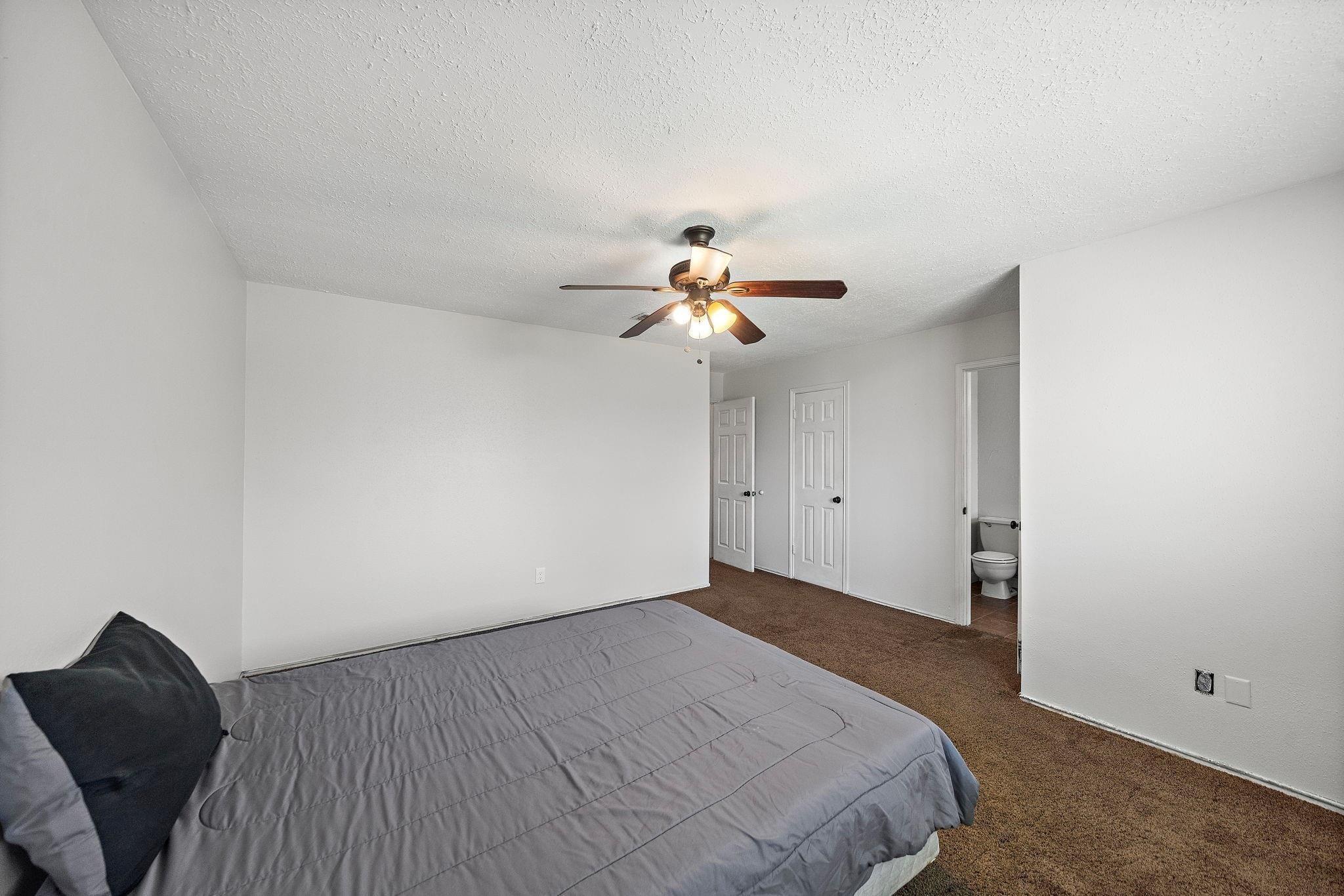 22303 Acorn Chase Drive