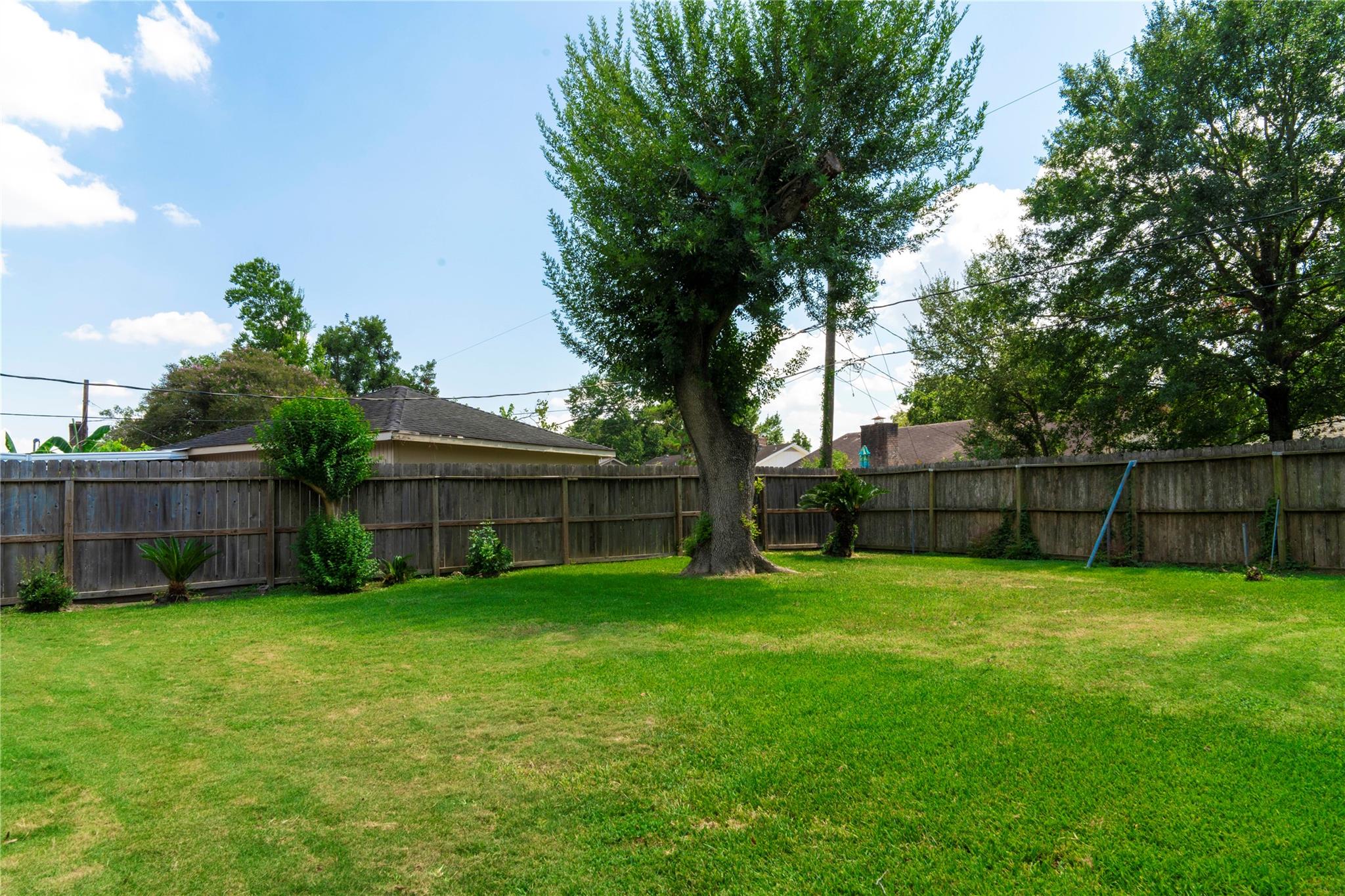 8923 Hendon Lane