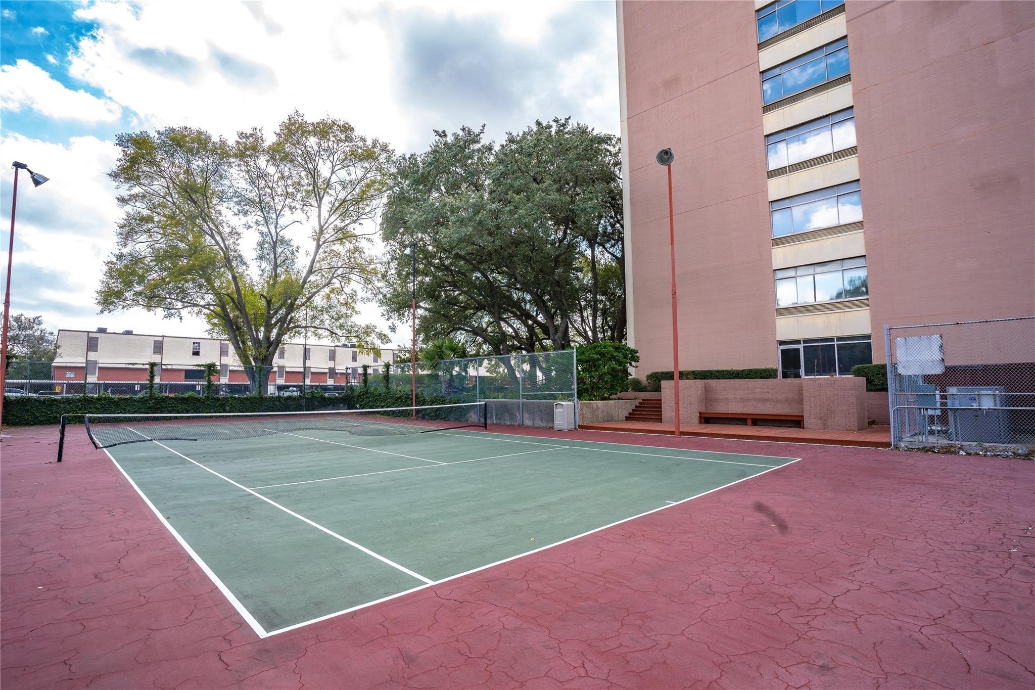 7520 Hornwood Drive # 1003