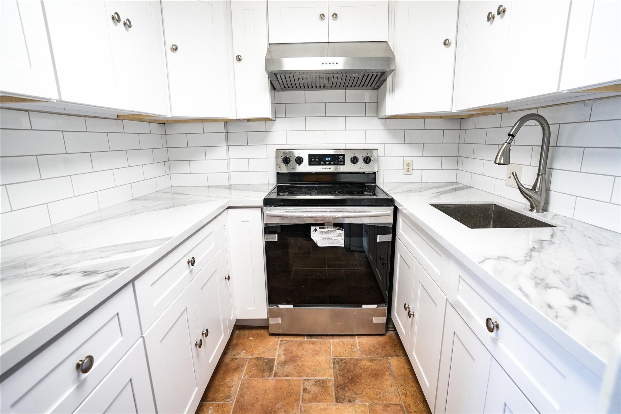 7520 Hornwood Drive # 1003