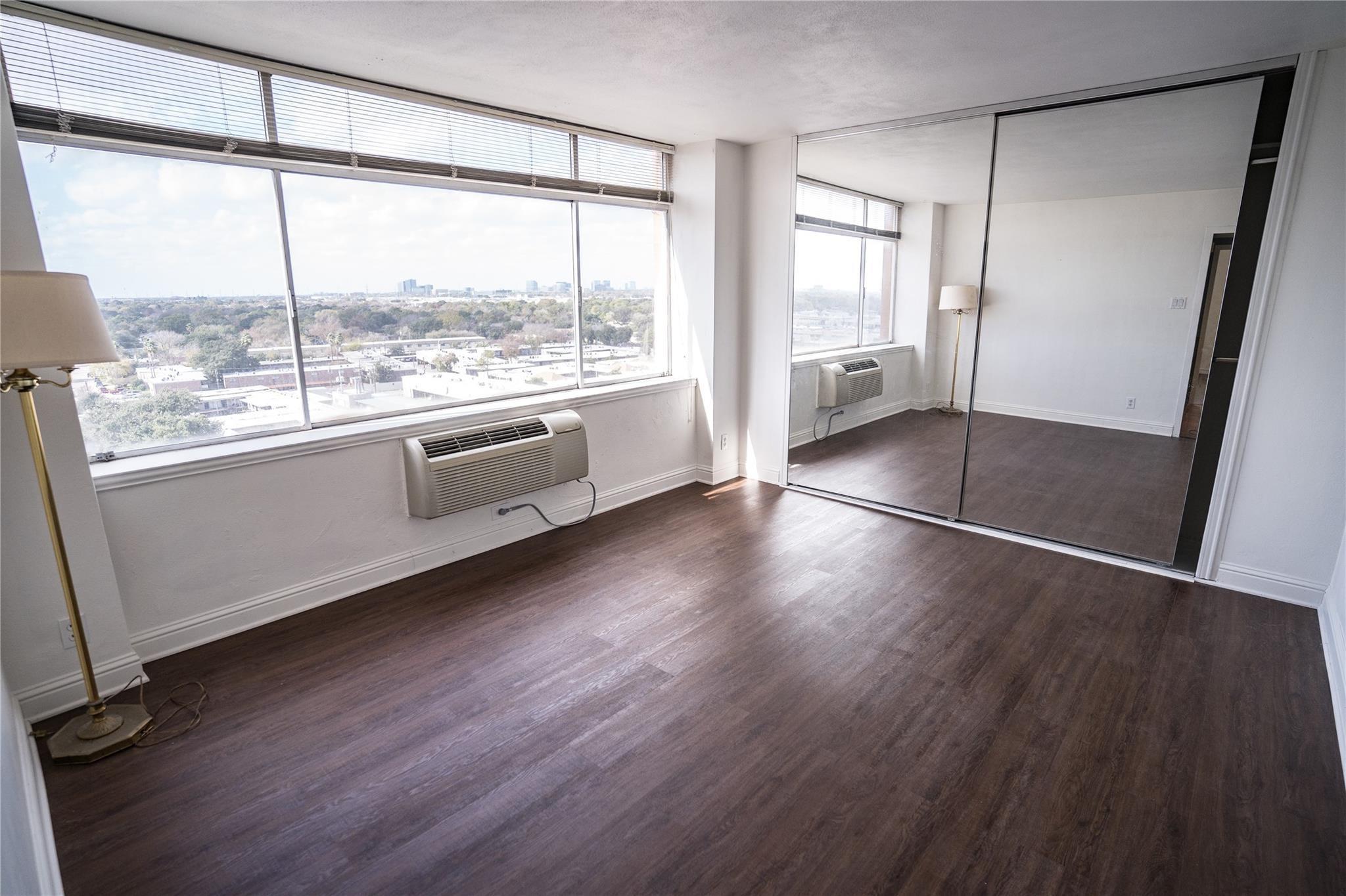 7520 Hornwood Drive # 1003