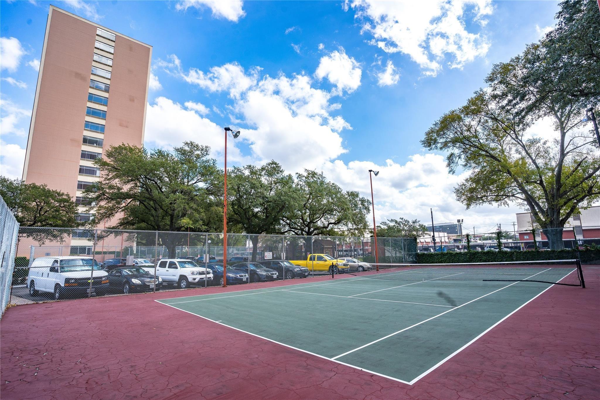 7520 Hornwood Drive # 1003