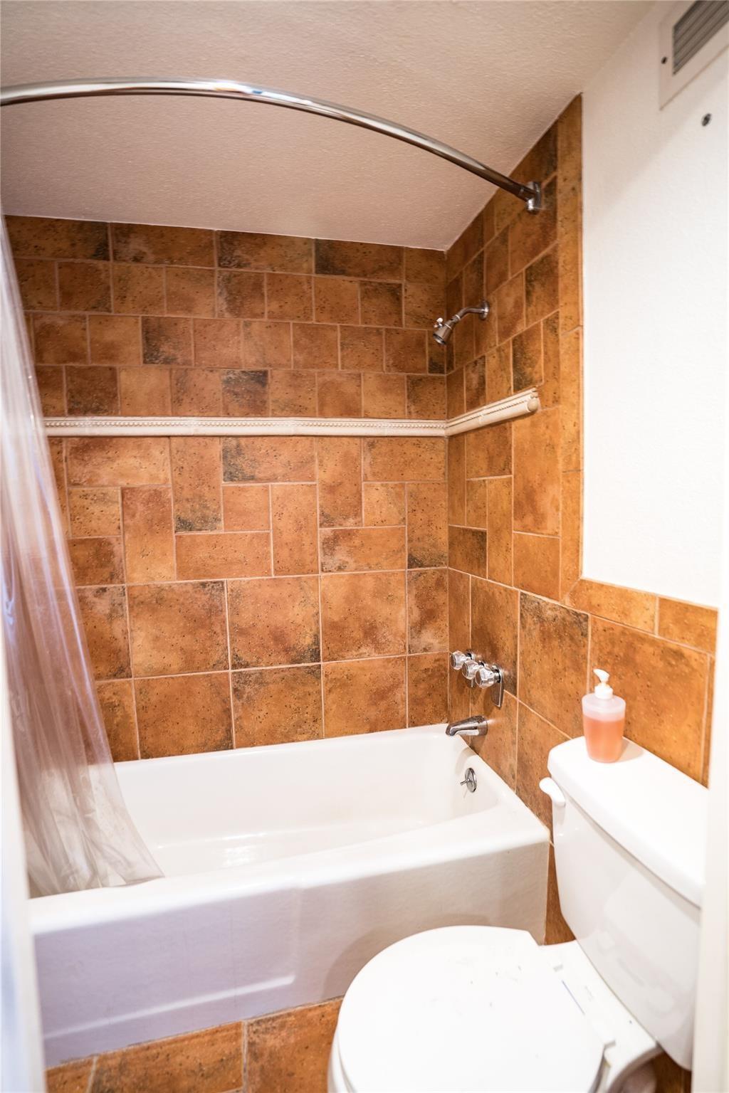 7520 Hornwood Drive # 1003