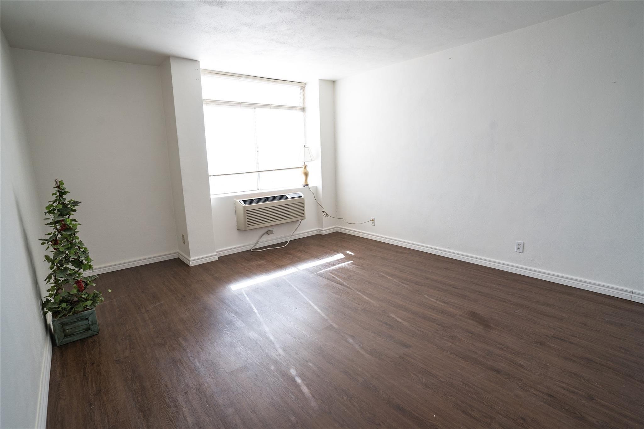 7520 Hornwood Drive # 1003