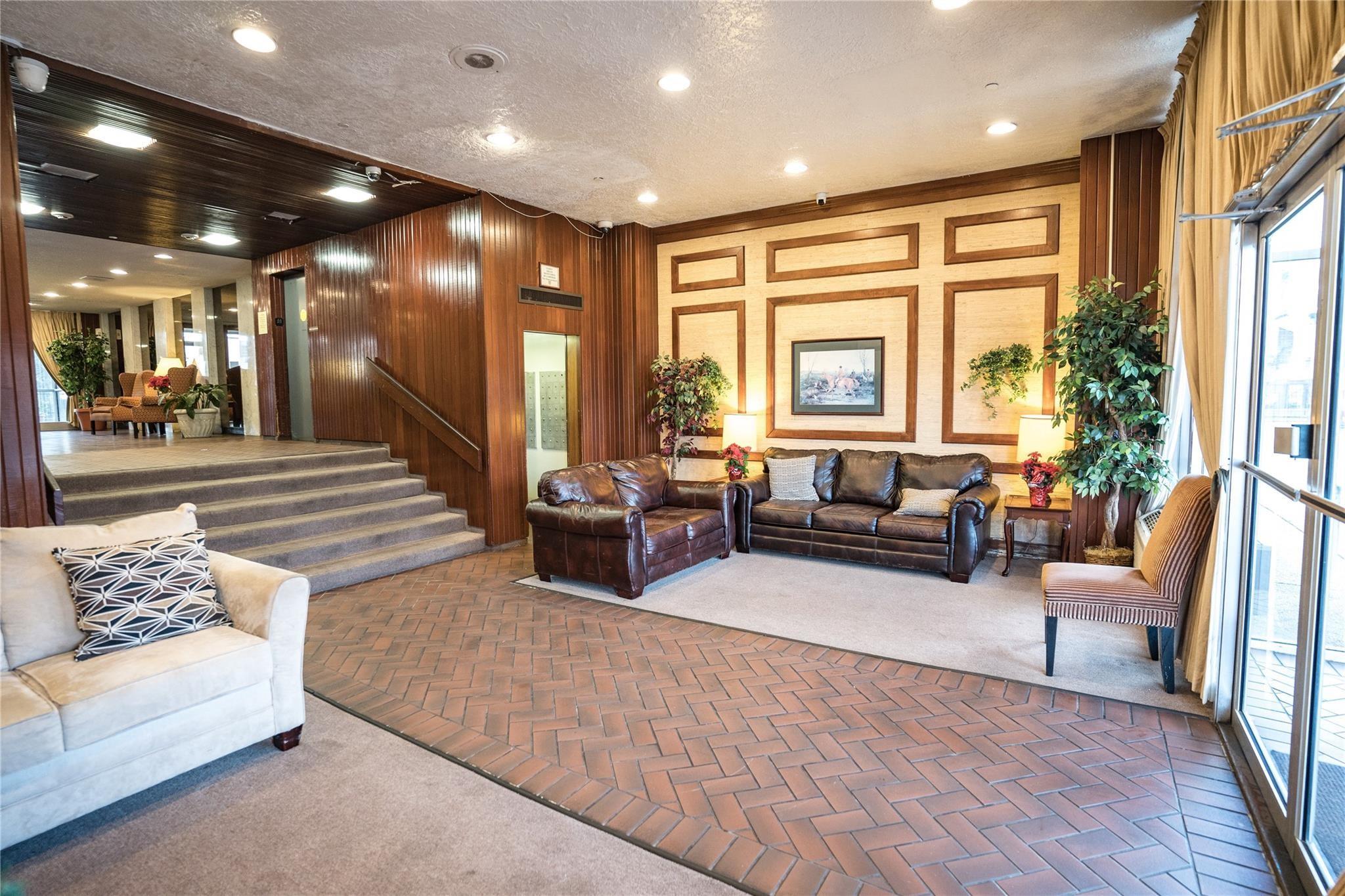 7520 Hornwood Drive # 1003