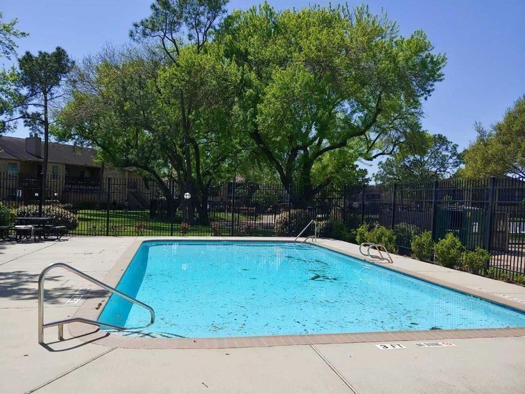 10555 Turtlewood Court # 607
