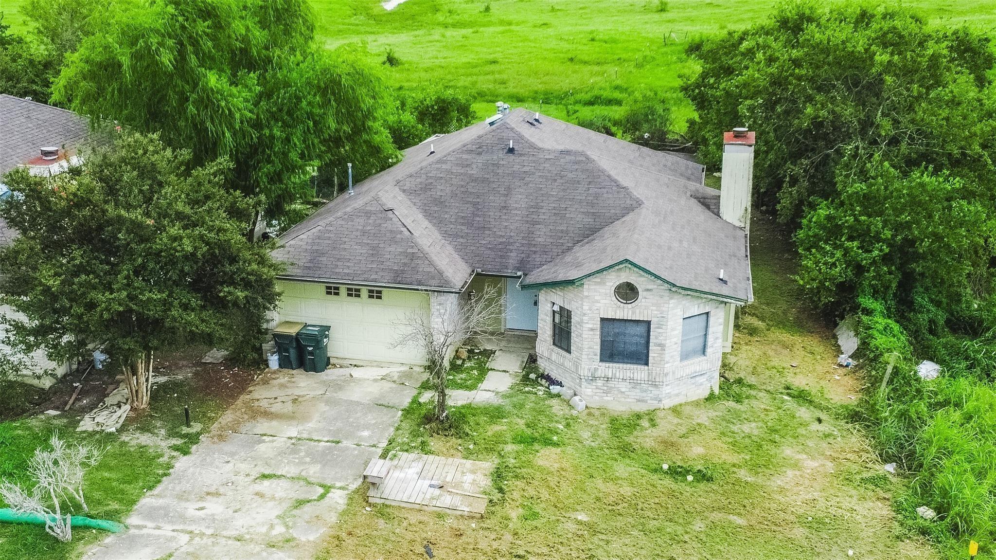 1169 Lago Vista Street