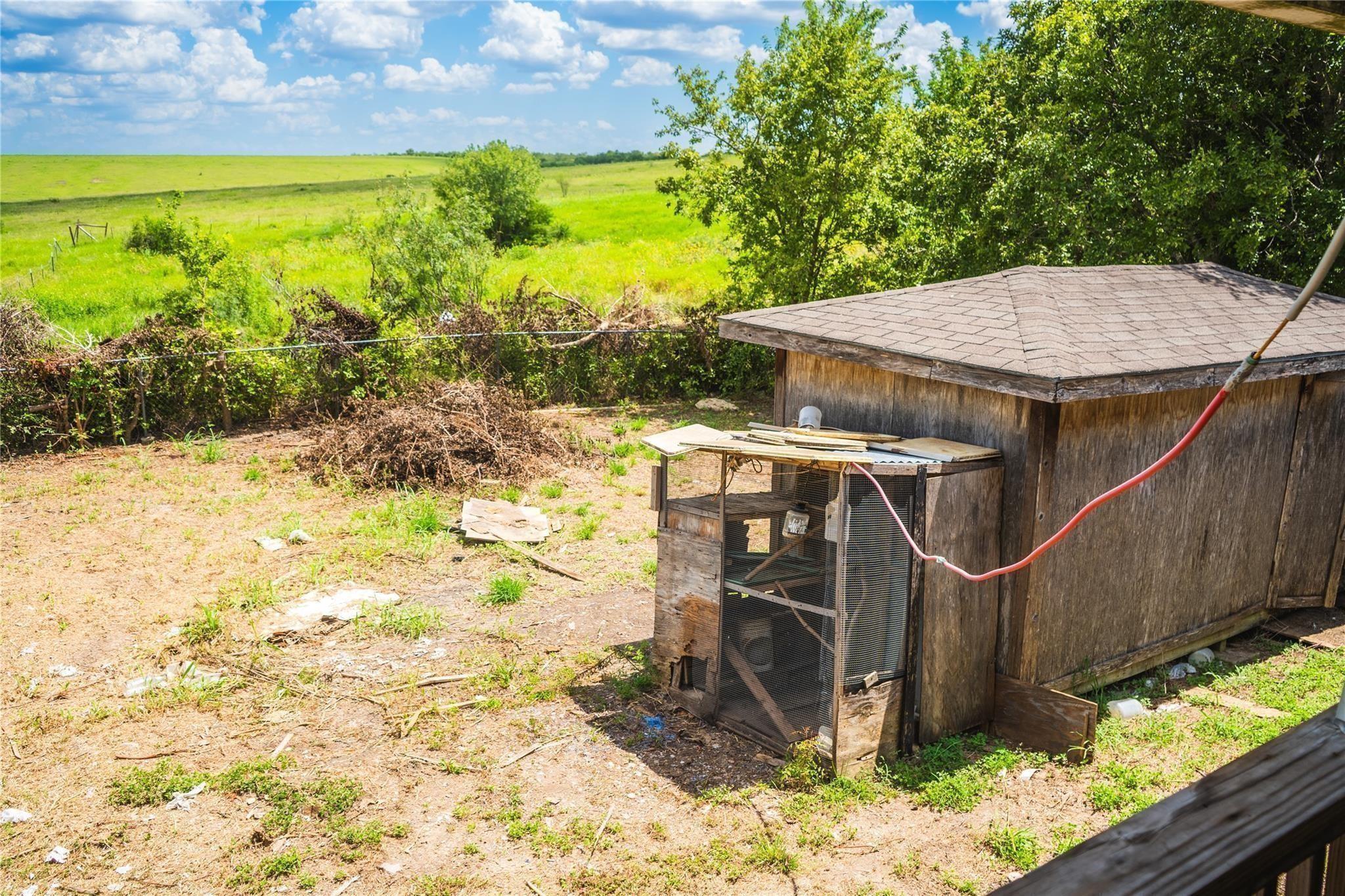 1169 Lago Vista Street