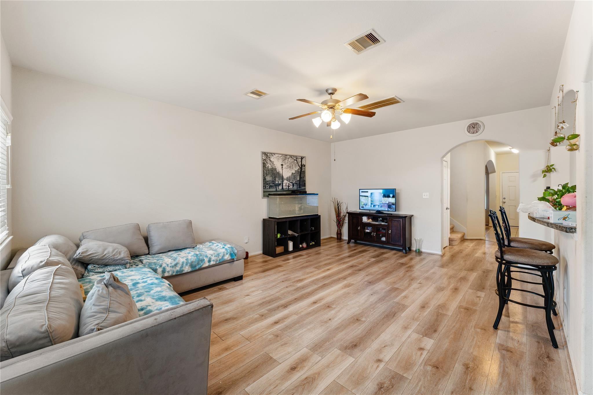 7255 Autumn Sun Drive