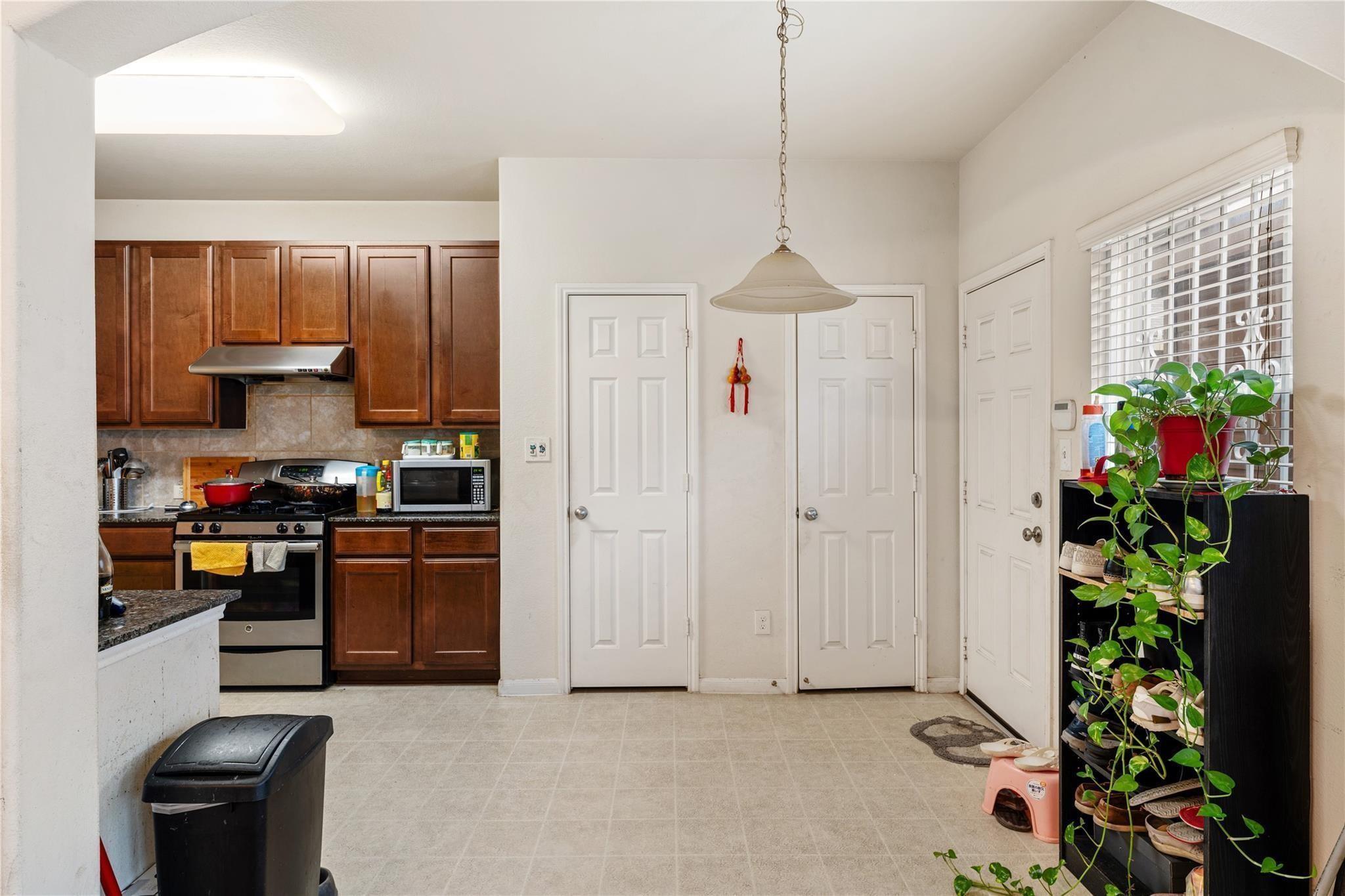 7255 Autumn Sun Drive
