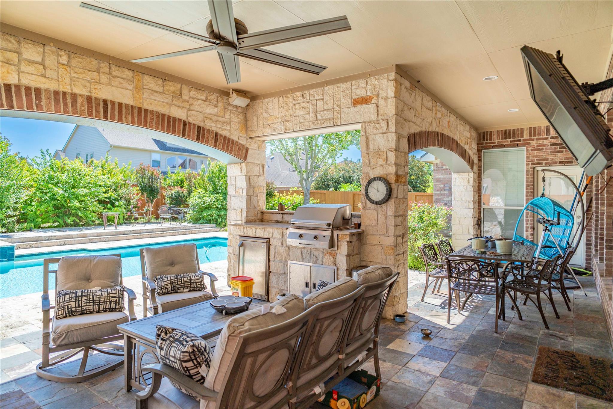 5923 Dillon Creek Lane