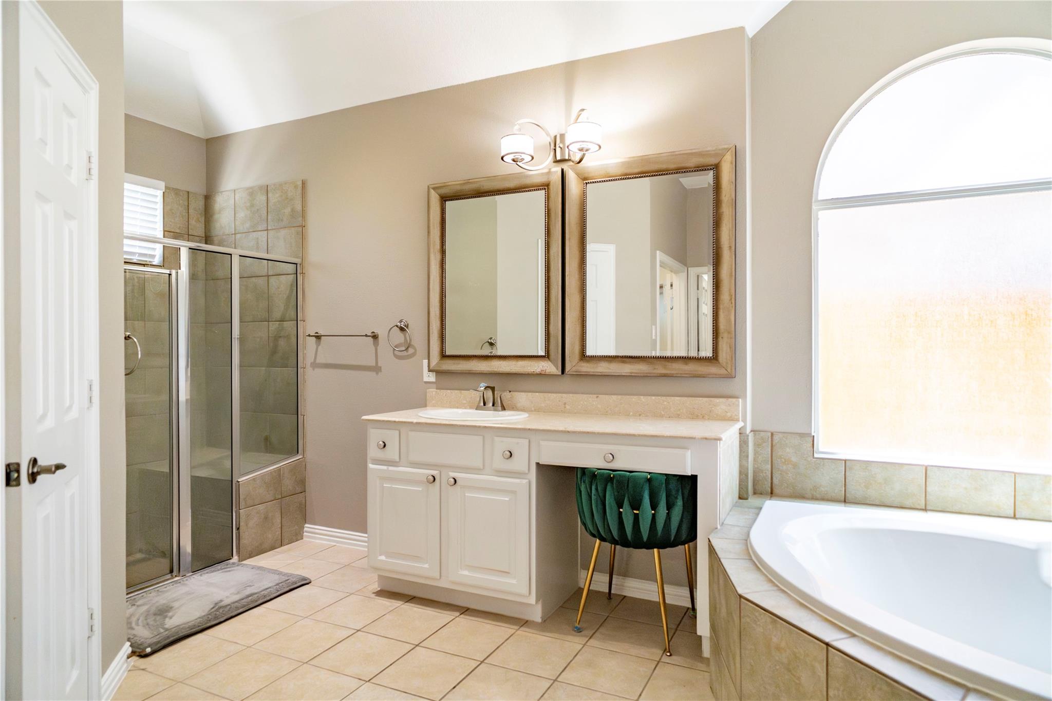 5923 Dillon Creek Lane