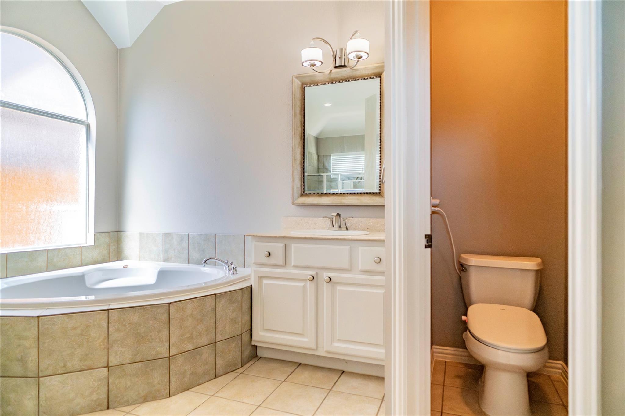 5923 Dillon Creek Lane