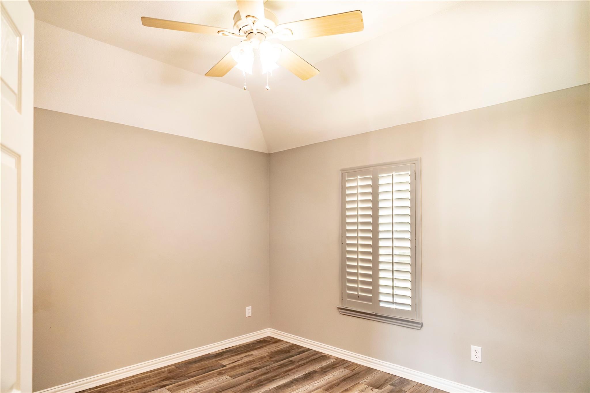 5923 Dillon Creek Lane
