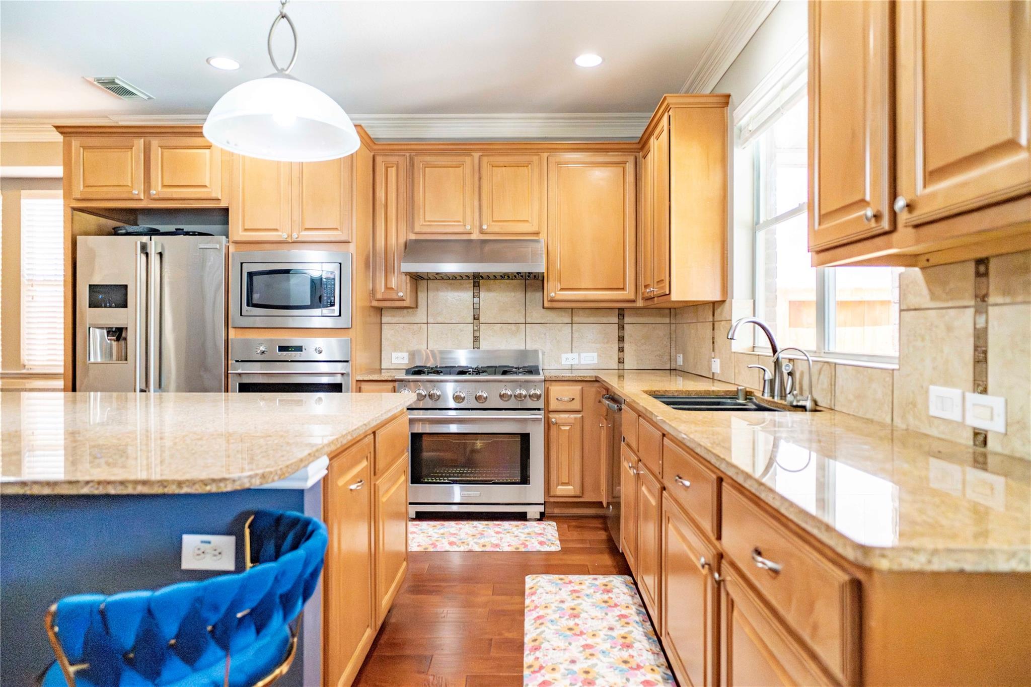 5923 Dillon Creek Lane