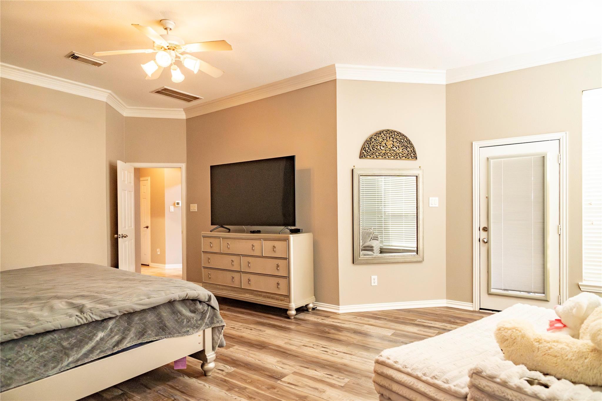 5923 Dillon Creek Lane