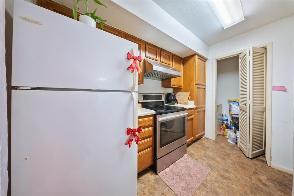 6602 Harbor Town Drive # 506