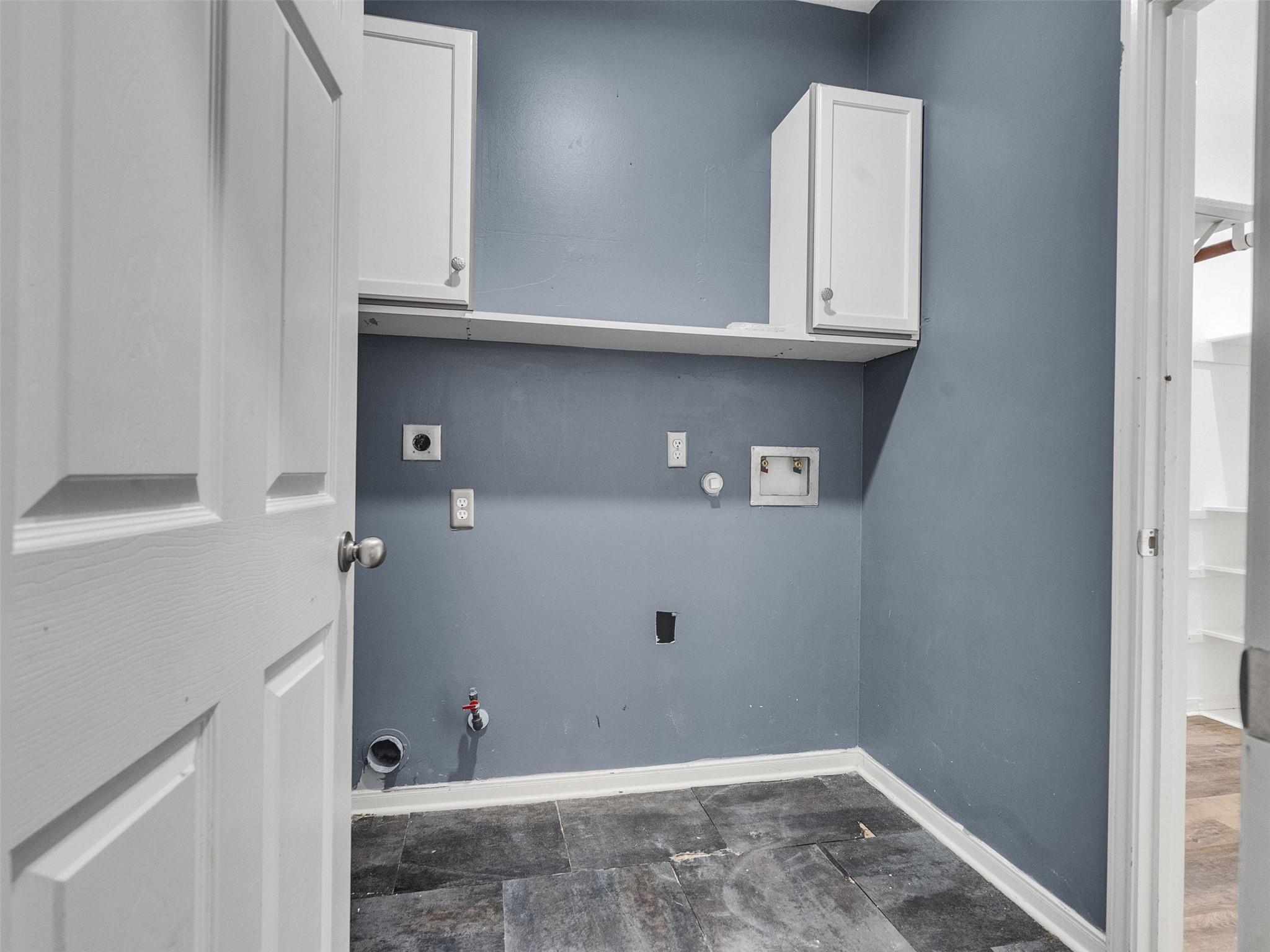 16715 Hibiscus Point Drive