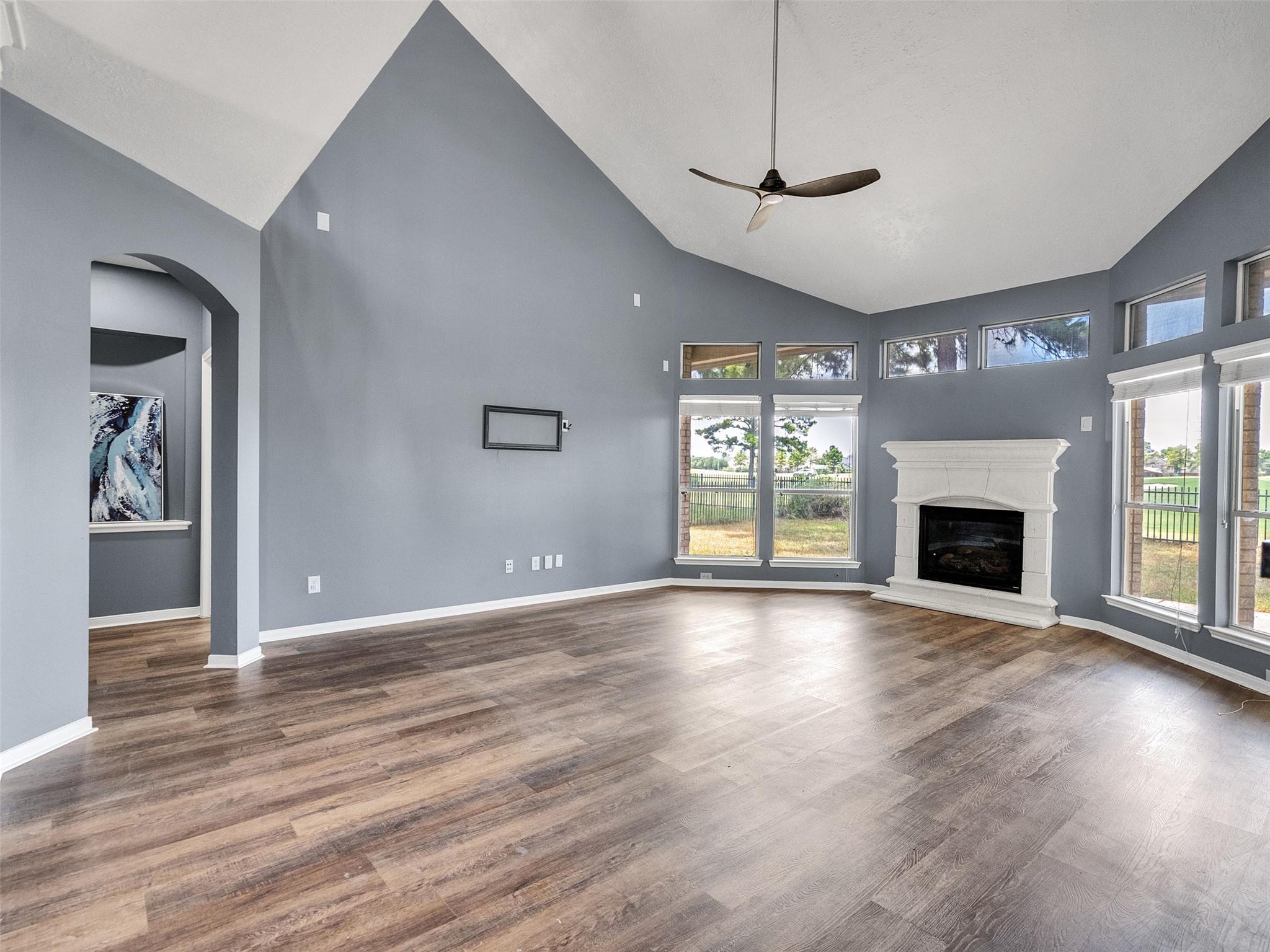 16715 Hibiscus Point Drive