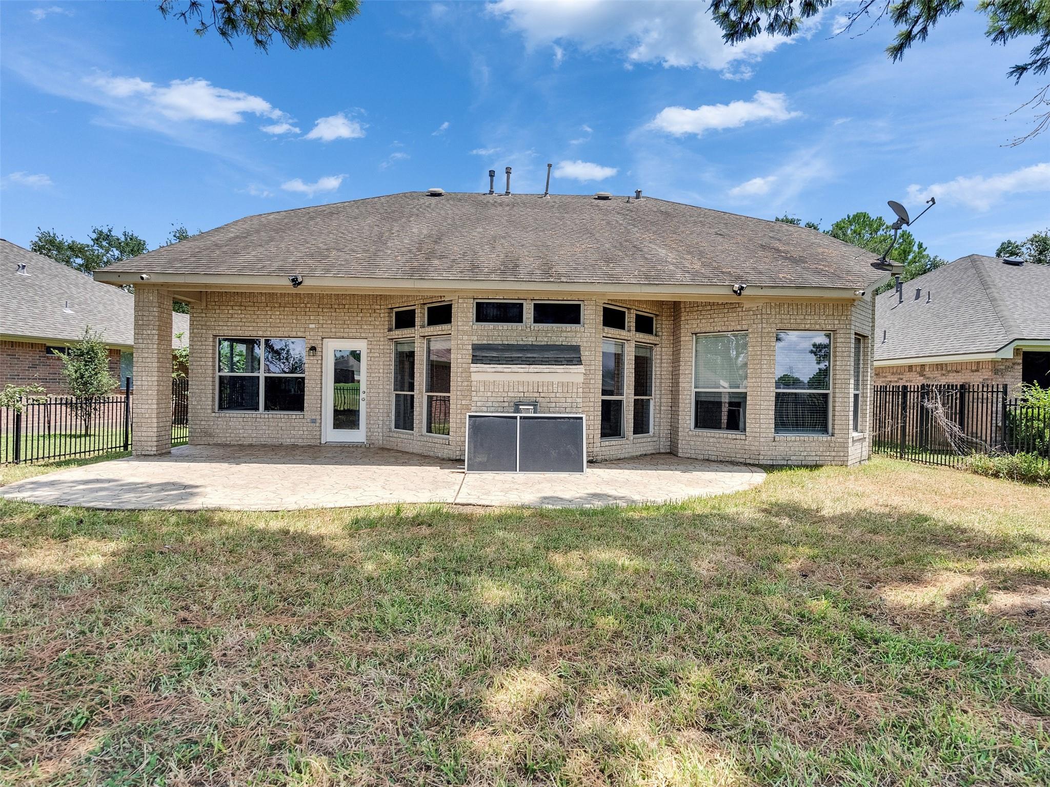 16715 Hibiscus Point Drive