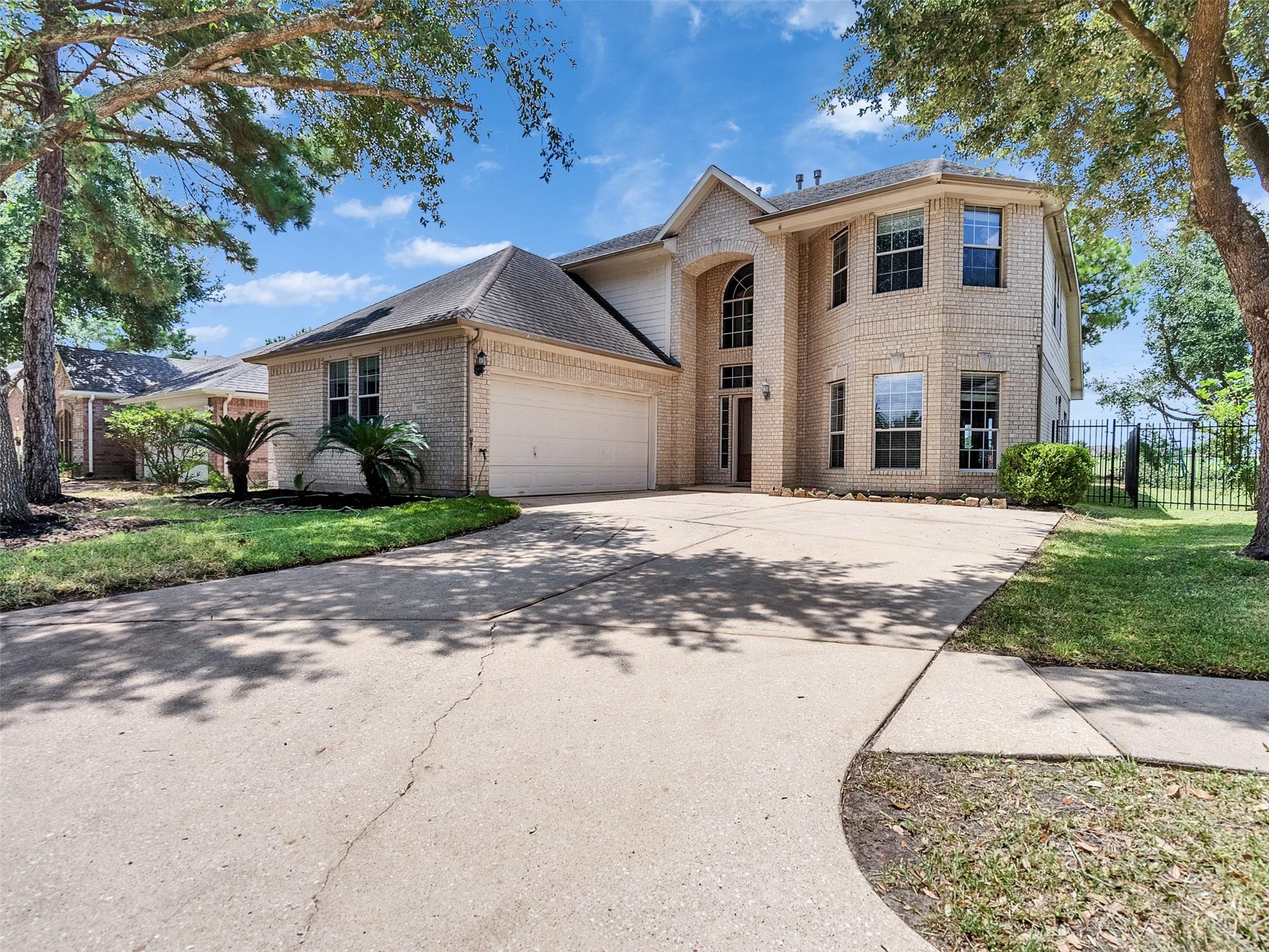 16715 Hibiscus Point Drive