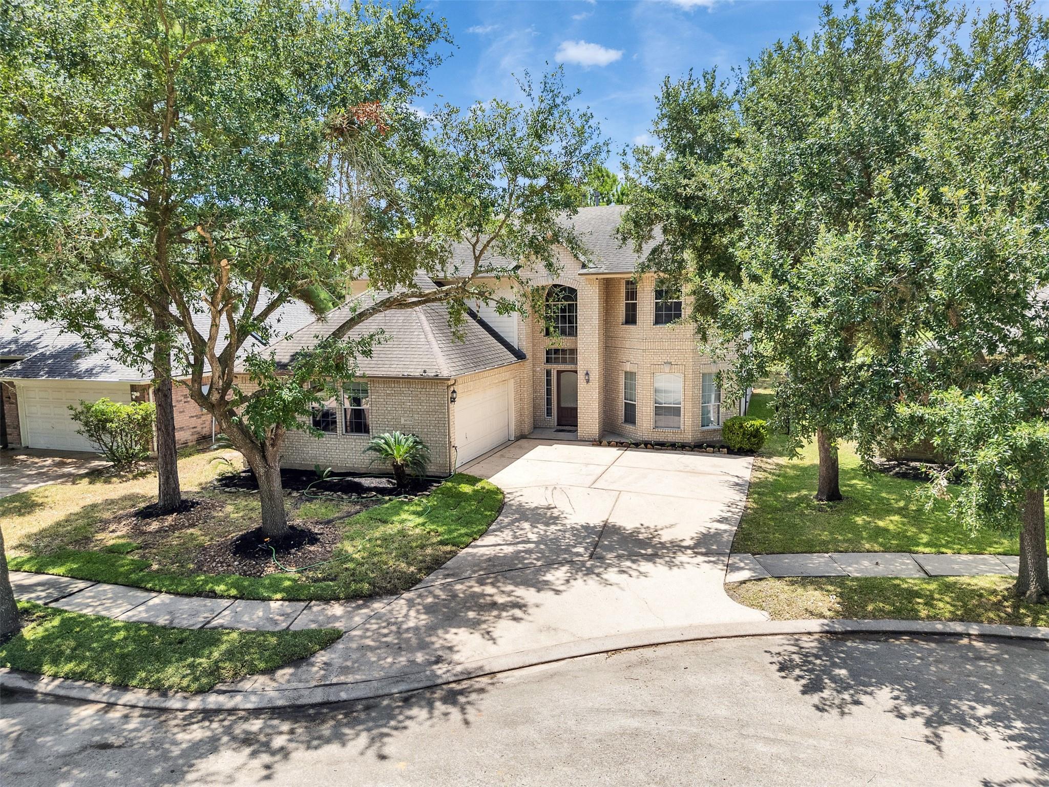 16715 Hibiscus Point Drive