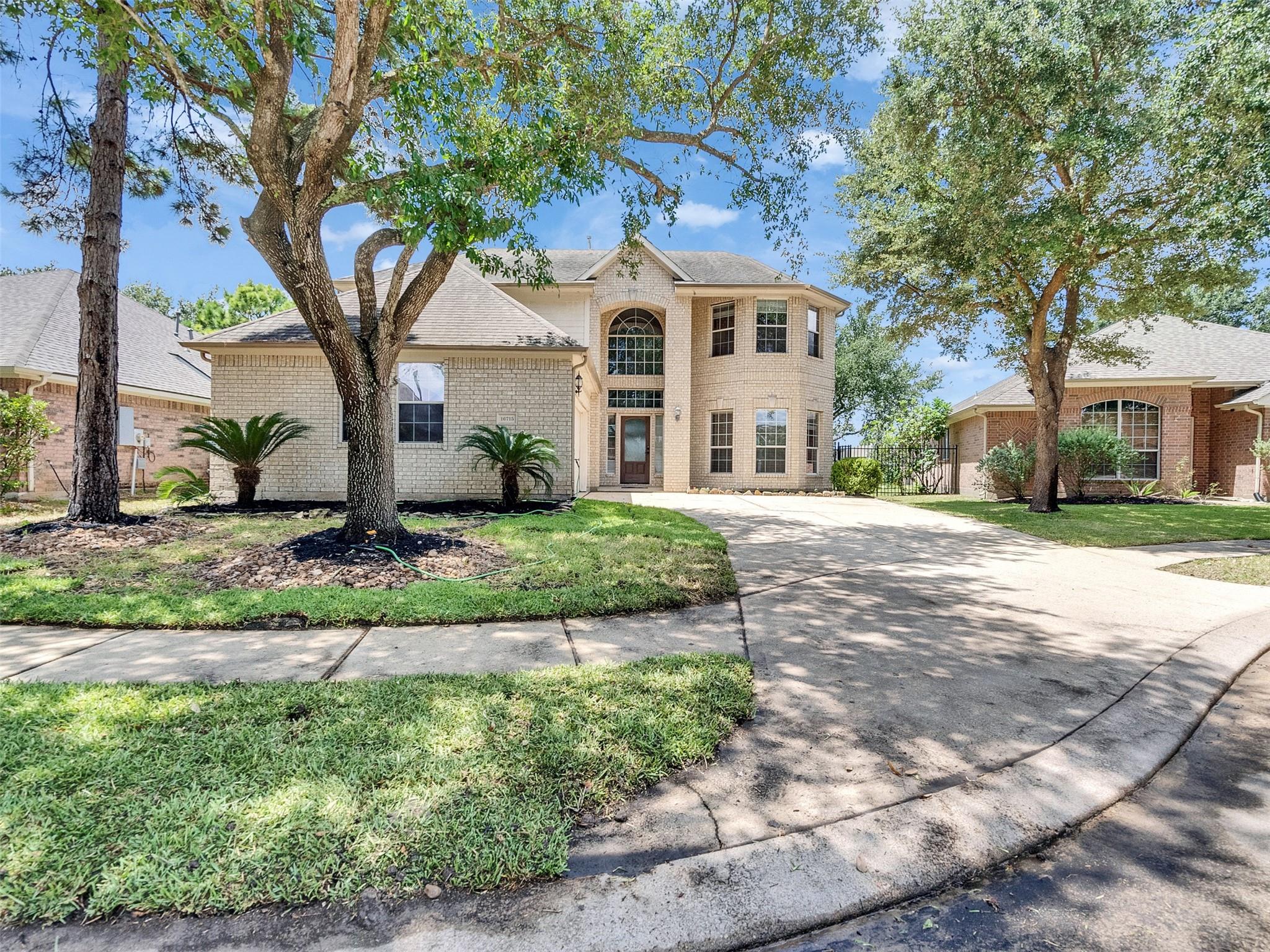 16715 Hibiscus Point Drive