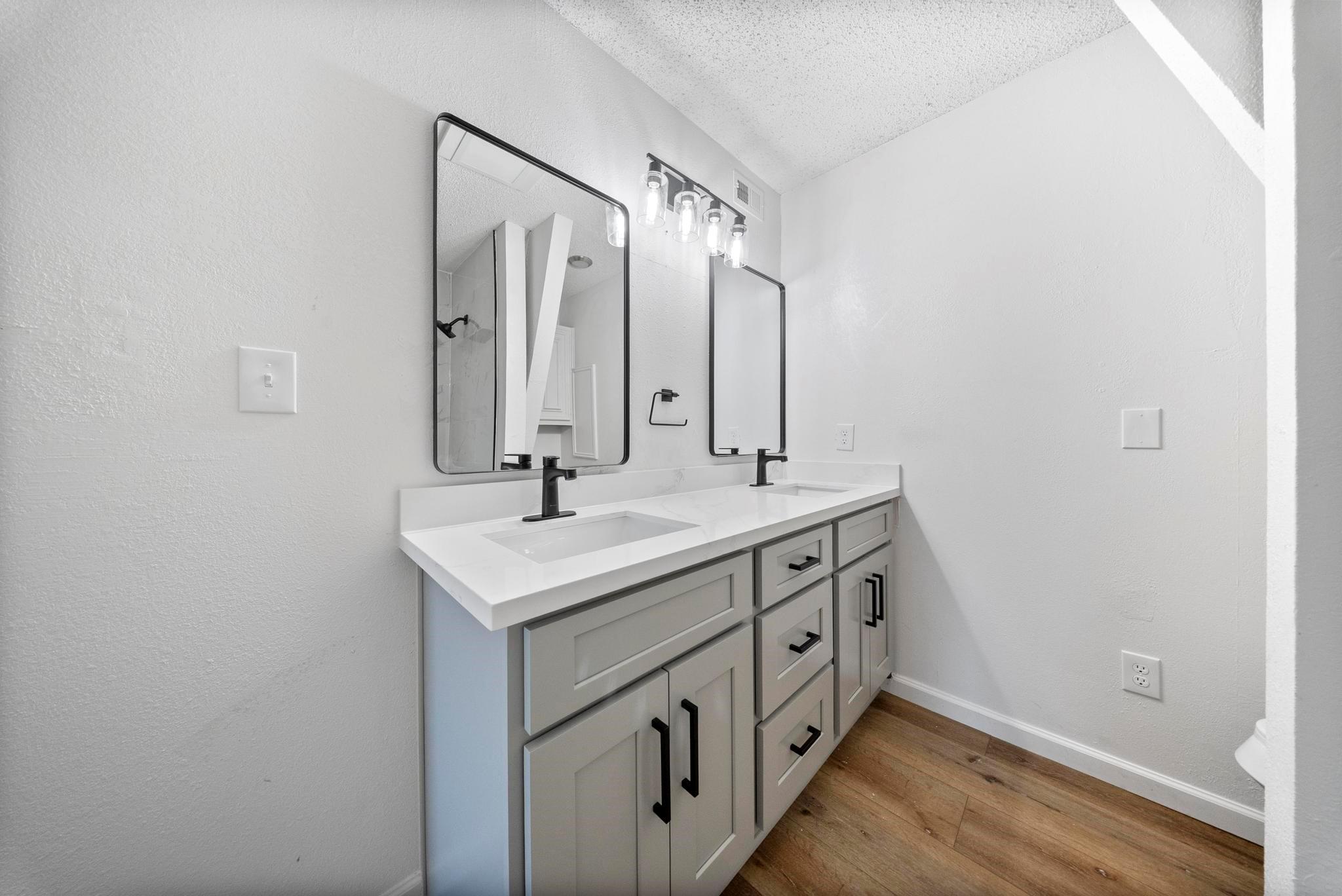 5202 Mcknight Road # 880