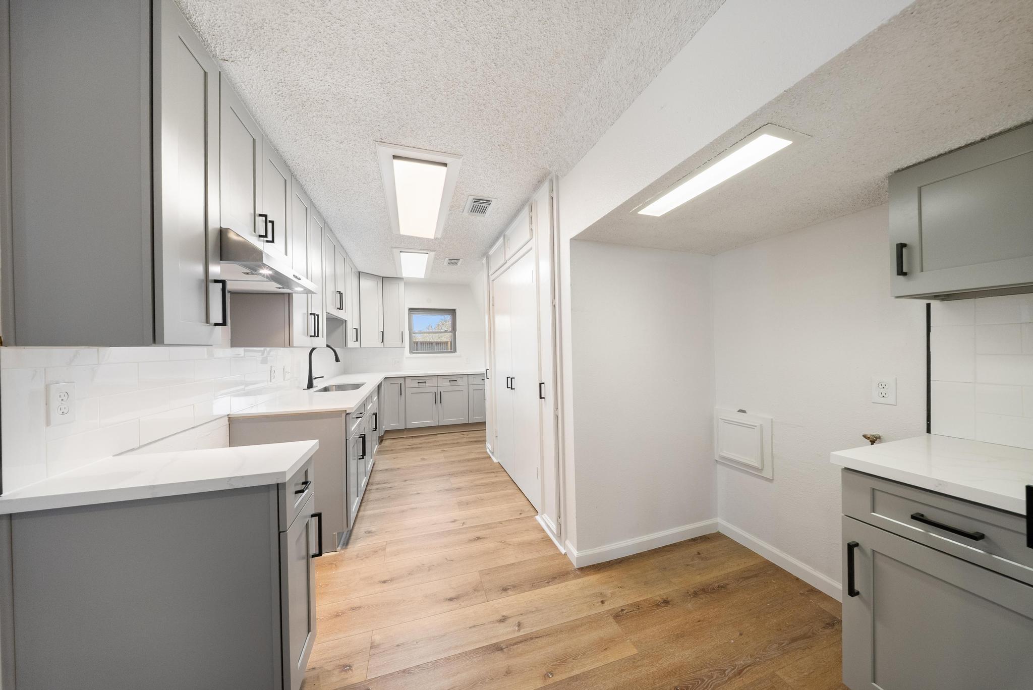 5202 Mcknight Road # 880