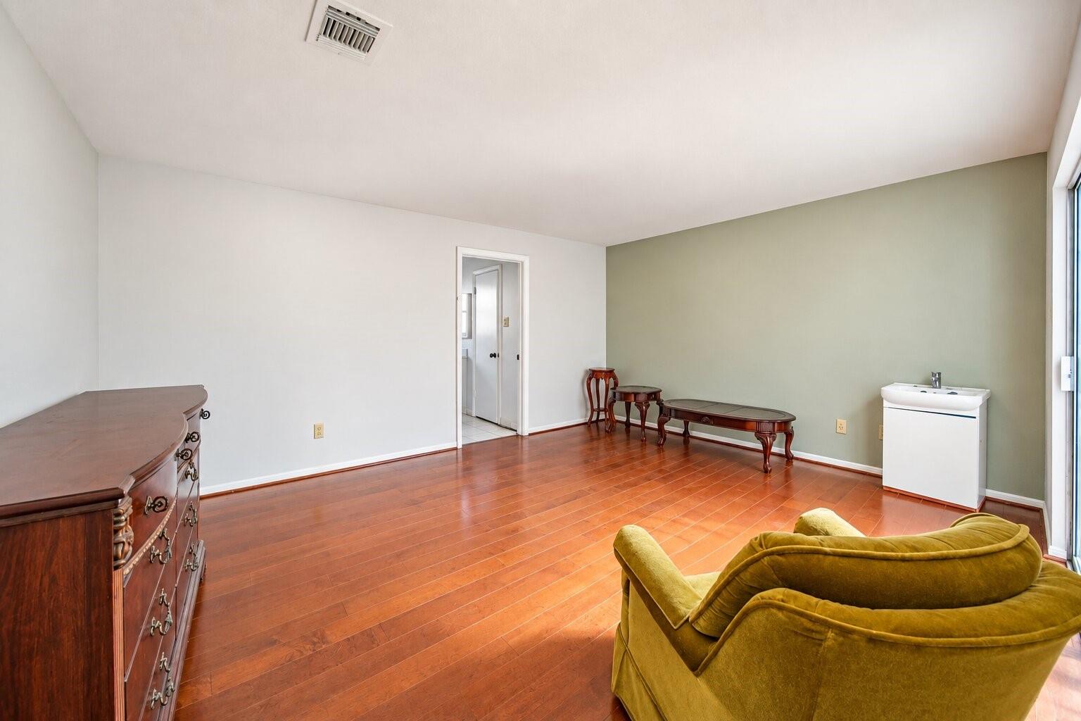 6519 Briar Terrace Drive