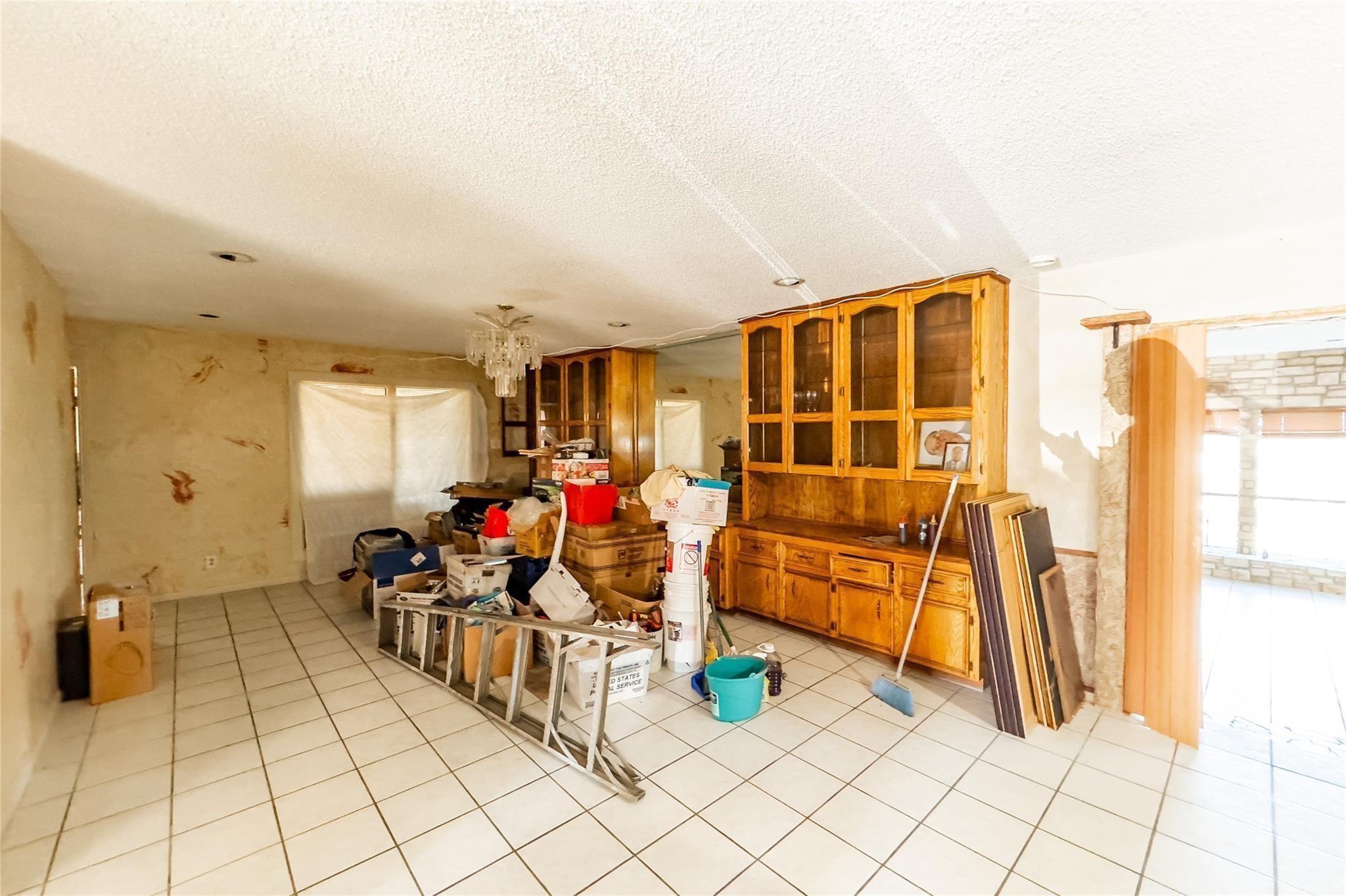 890 Rattlesnake Road
